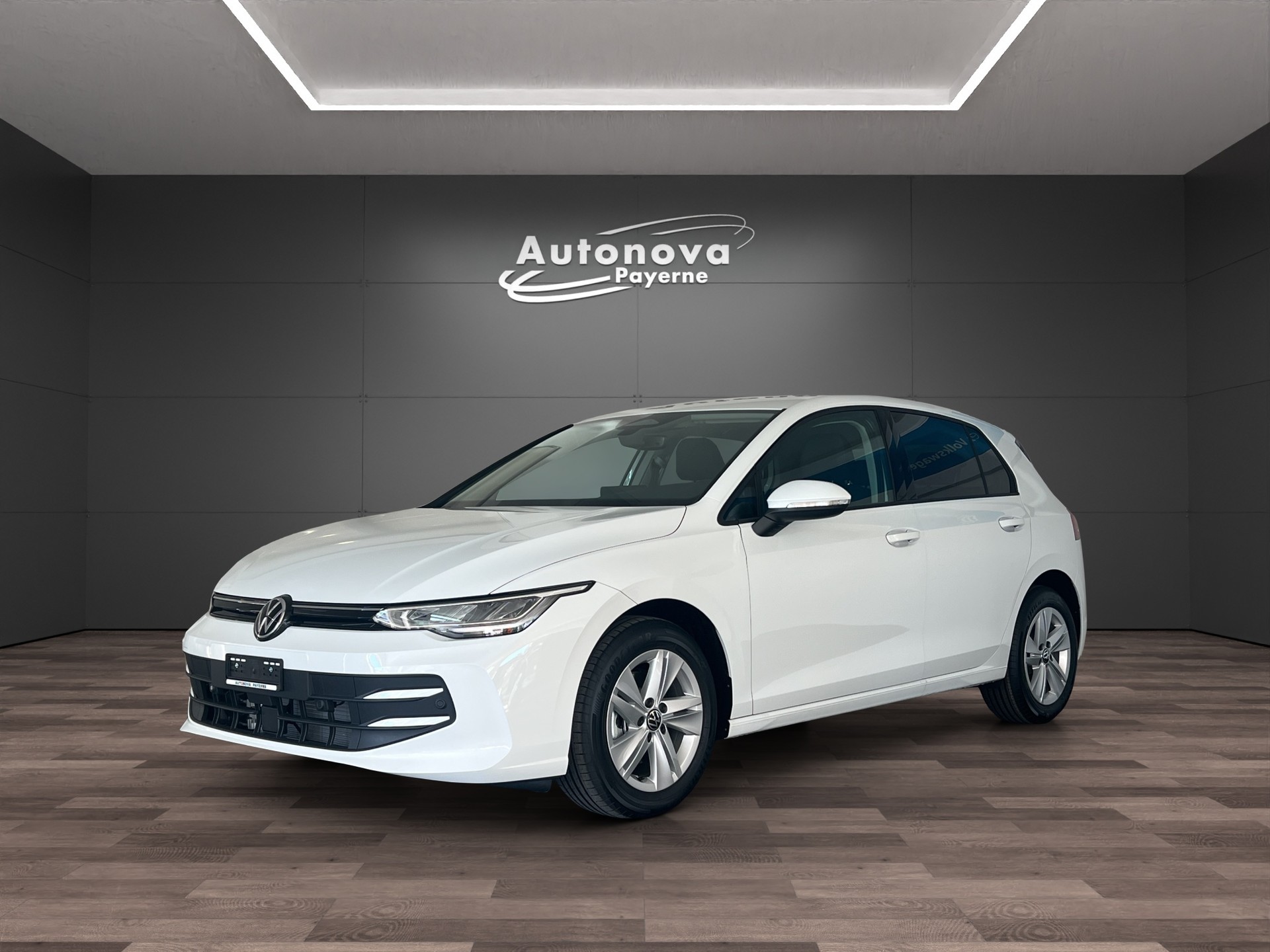 VW Golf 1.5 e TSI mHEV Basis DSG-image-13