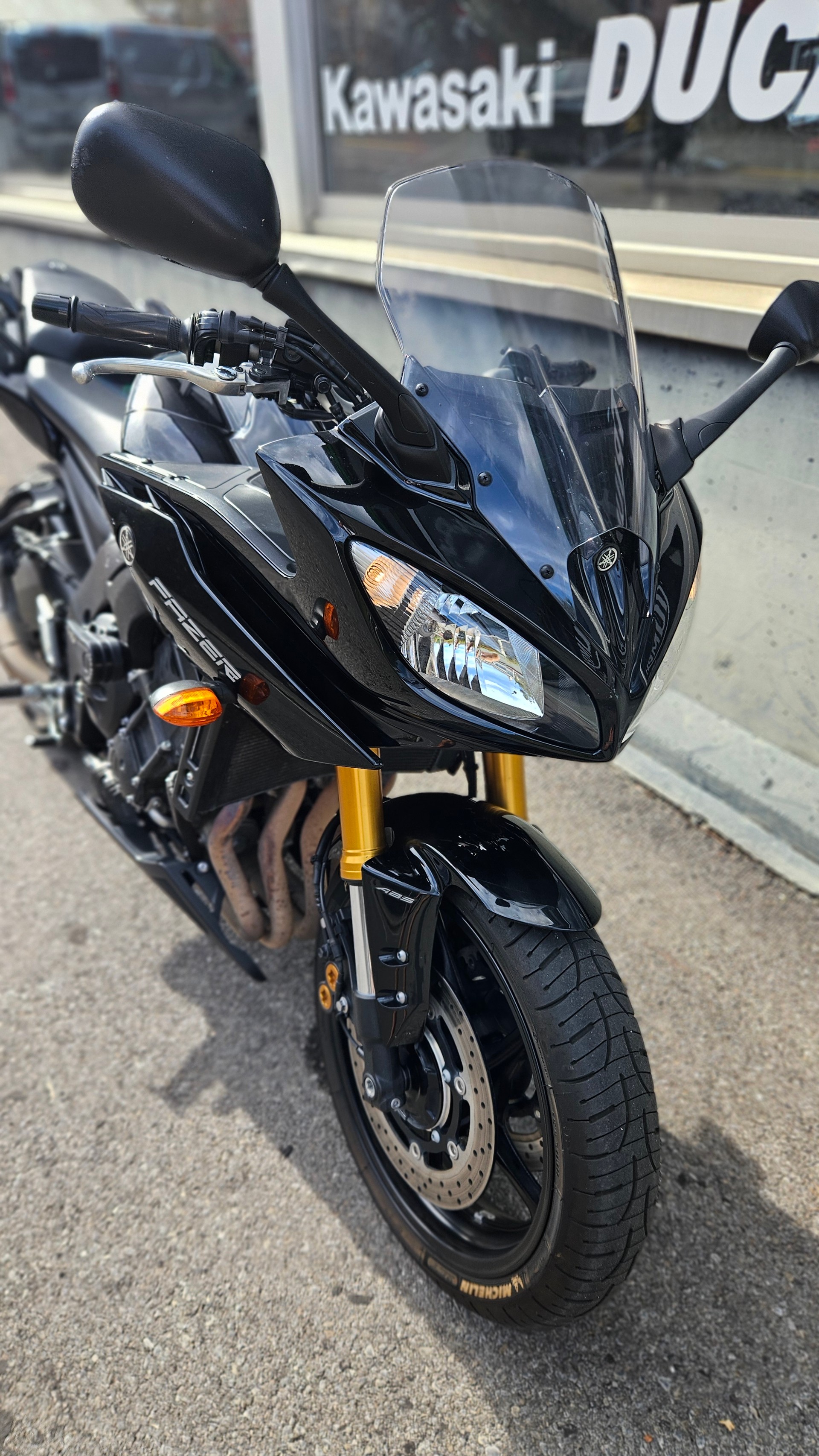 YAMAHA Fazer 8 ABS-showroom-element-3