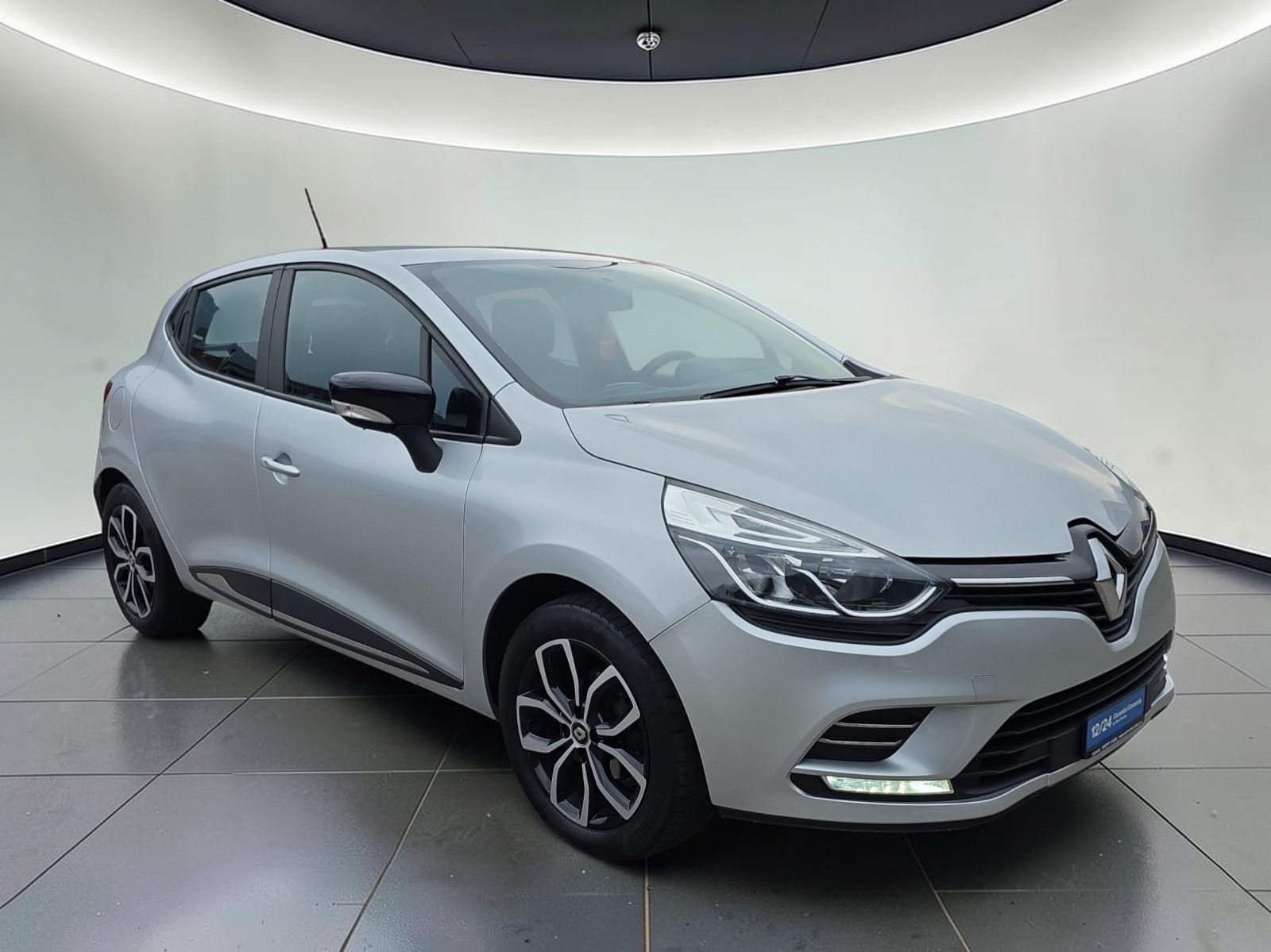 RENAULT Clio 0.9 12V Intens-image-2