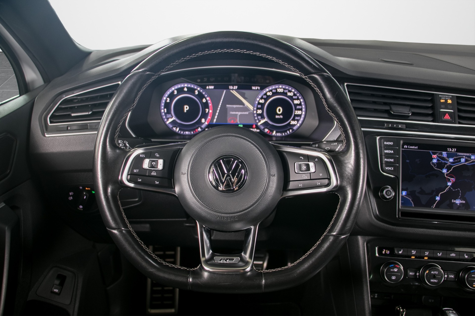 VW Tiguan 2.0TSI Highline 4Motion DSG-image-4