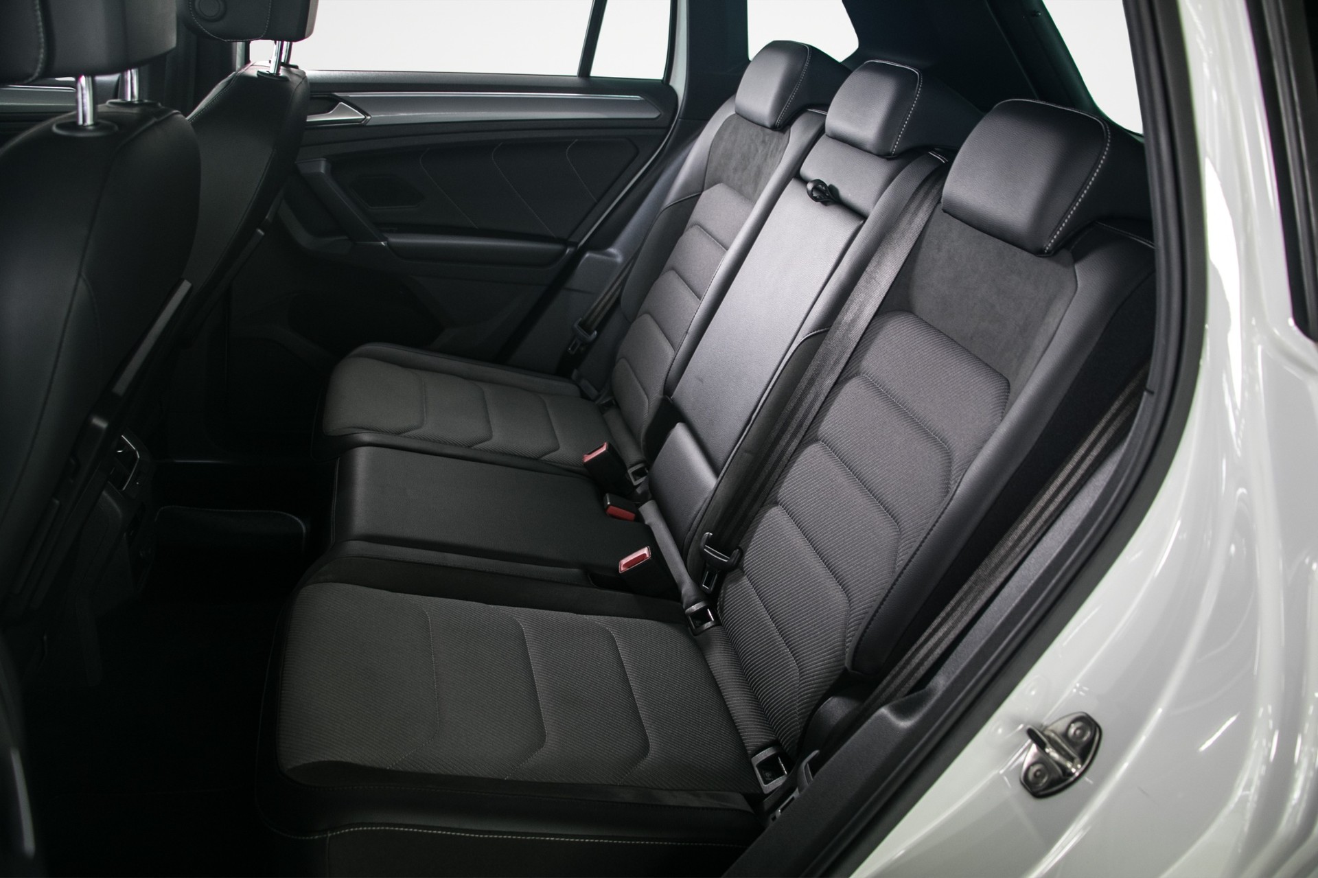 VW Tiguan 2.0TSI Highline 4Motion DSG-image-11