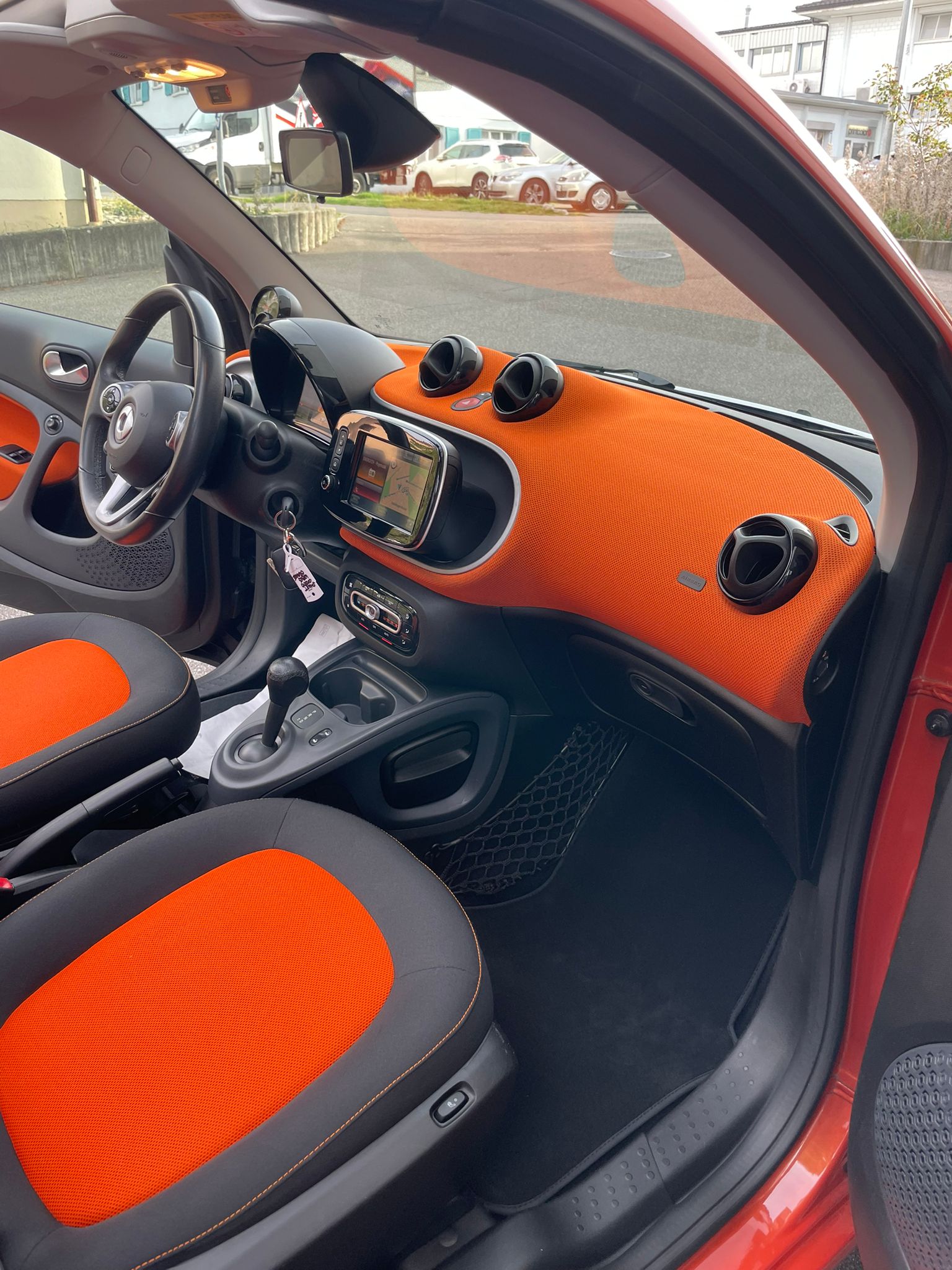 SMART fortwo Cabrio starker 90 PS teuerste Version passion-image-12
