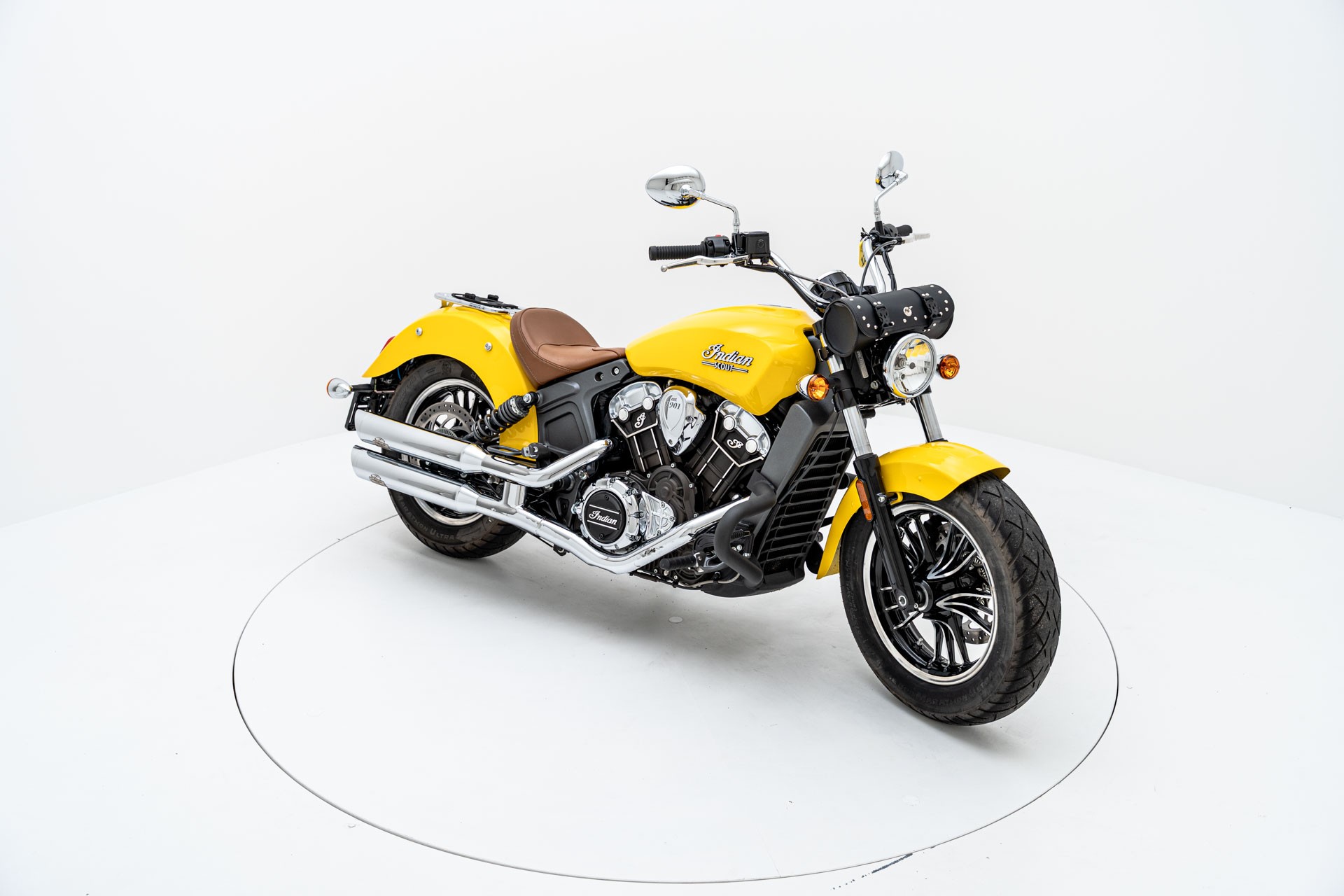 INDIAN Scout ABS-showroom-element-1
