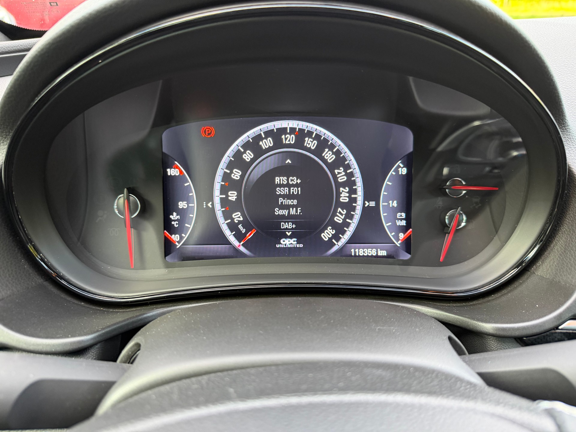 OPEL Insignia 2.8 Turbo OPC Unlimited 4WD-image-13