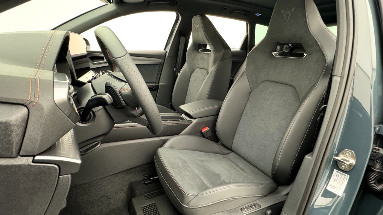 CUPRA LEON ST 1.5 e-HYBRID pHEV VZ DSG-image-4