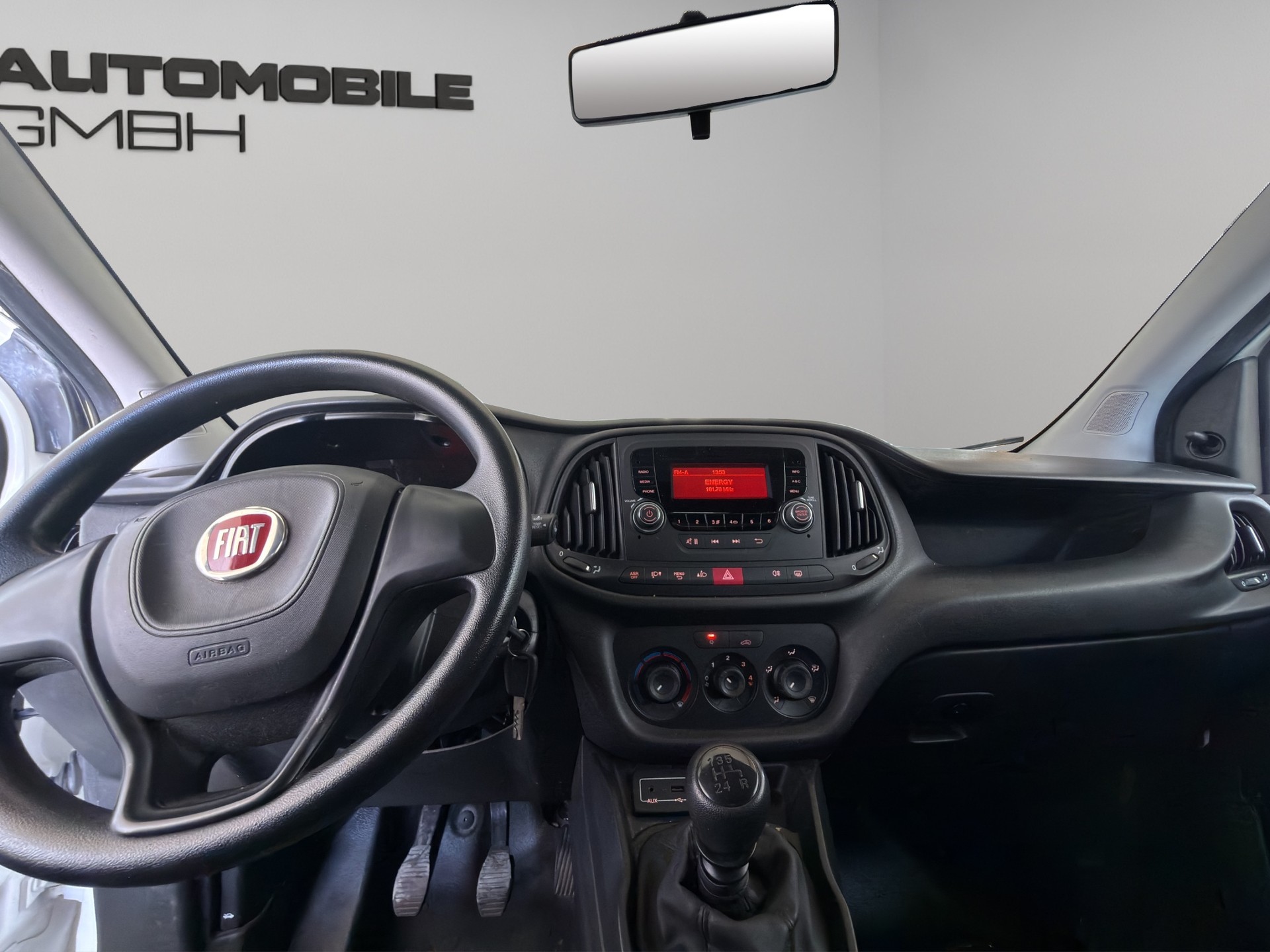 FIAT Doblò 1.4 MPI Cargo Easy Pro-image-12