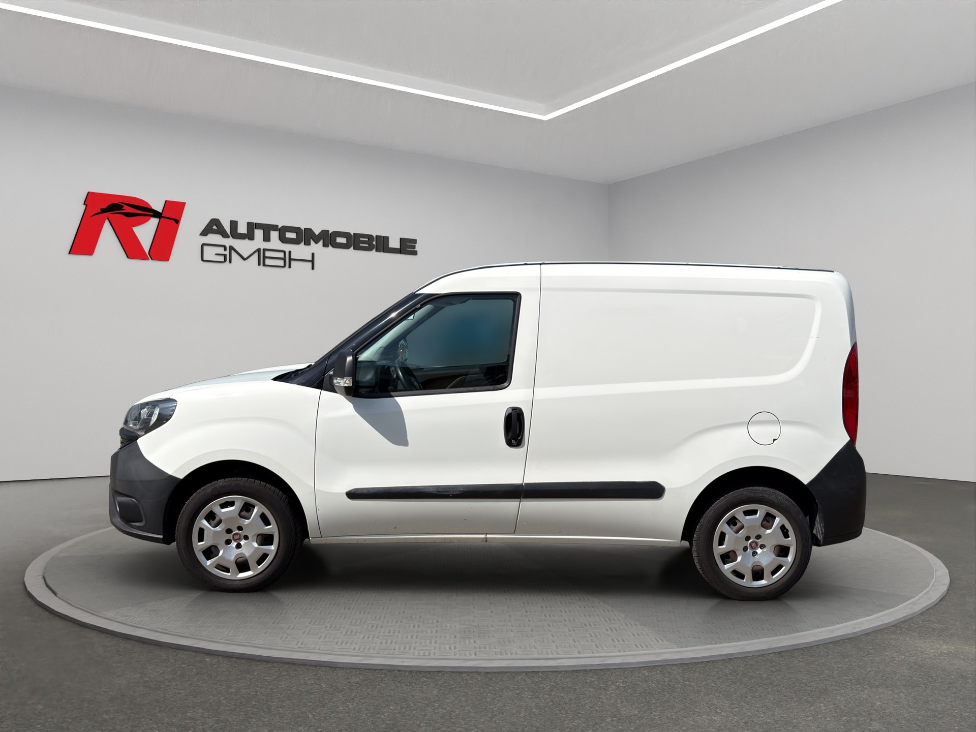 FIAT Doblò 1.4 MPI Cargo Easy Pro-image-4
