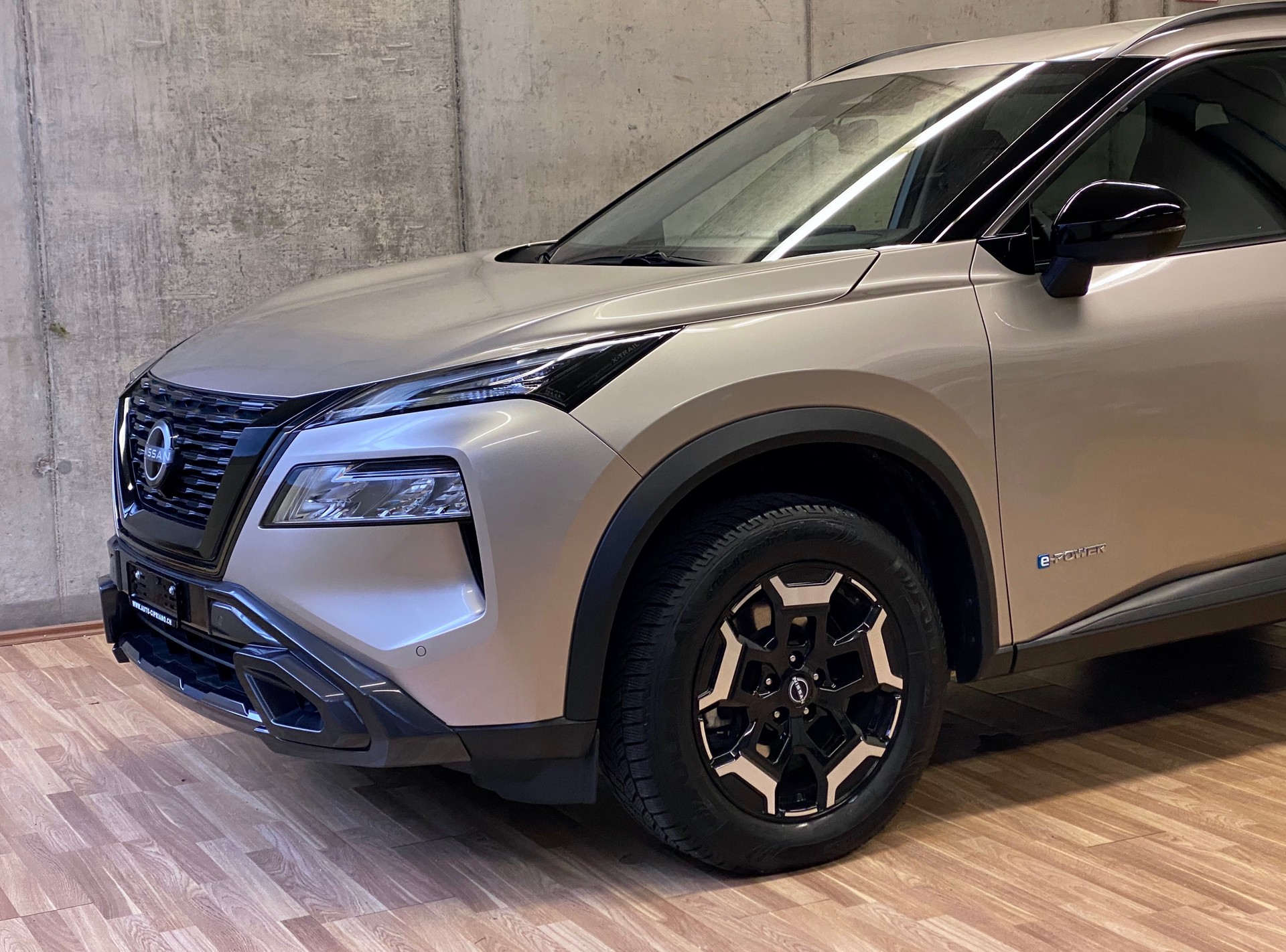 NISSAN X-Trail *1.5 VC-T*e-Power*4WD*7 Sitze*Swiss*Tekna*-image-22