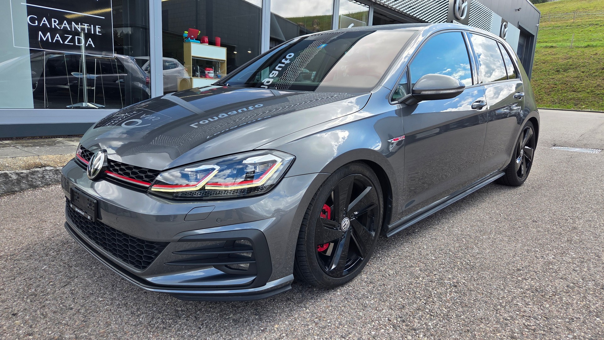 VW Golf 2.0 TSI GTI Performance DSG-image-1