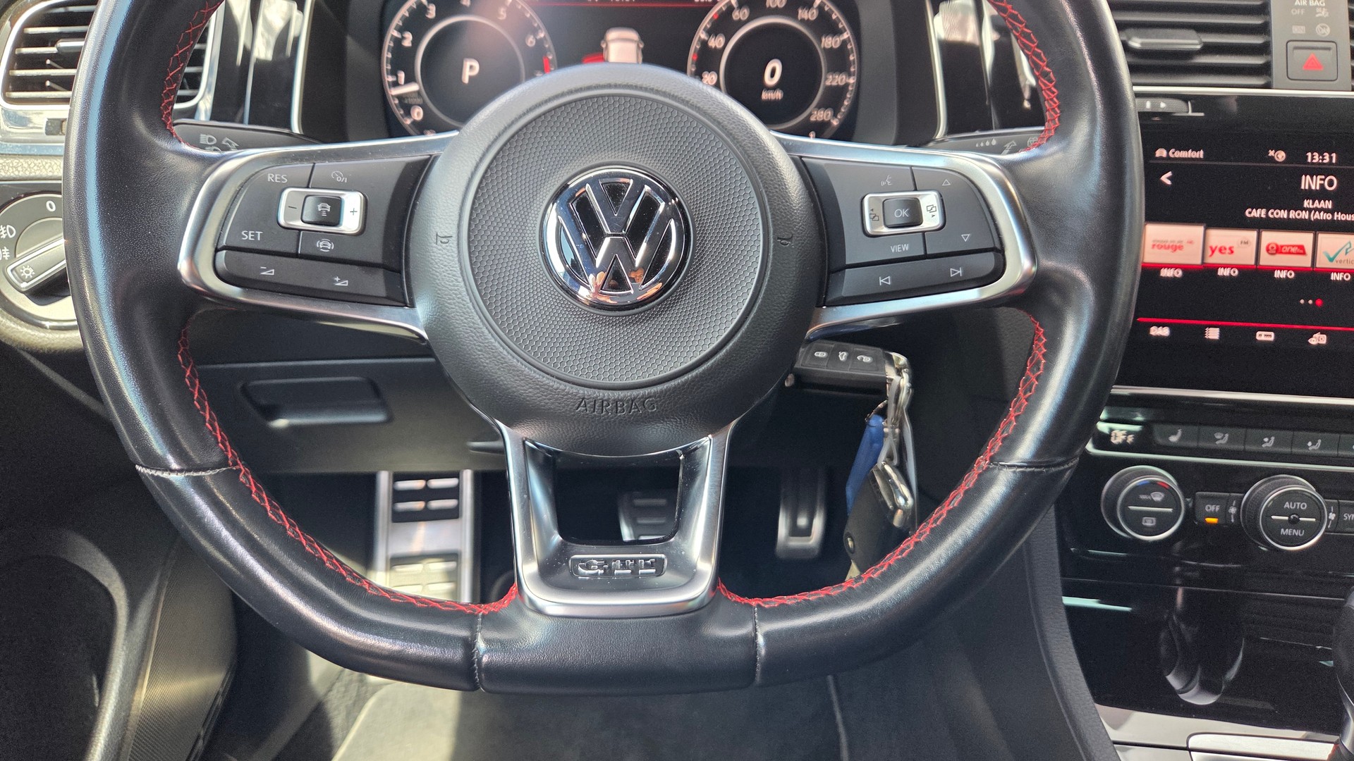 VW Golf 2.0 TSI GTI Performance DSG-image-13