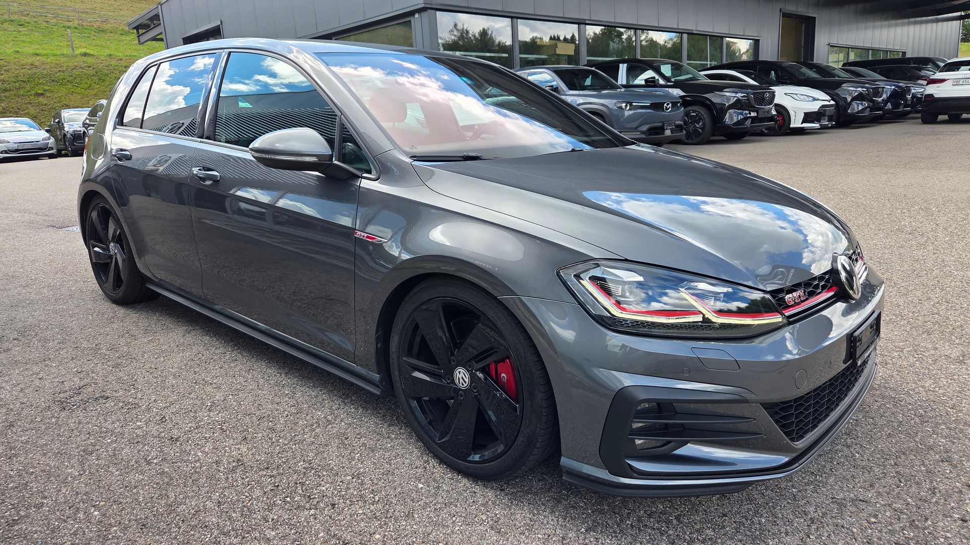 VW Golf 2.0 TSI GTI Performance DSG-image-3