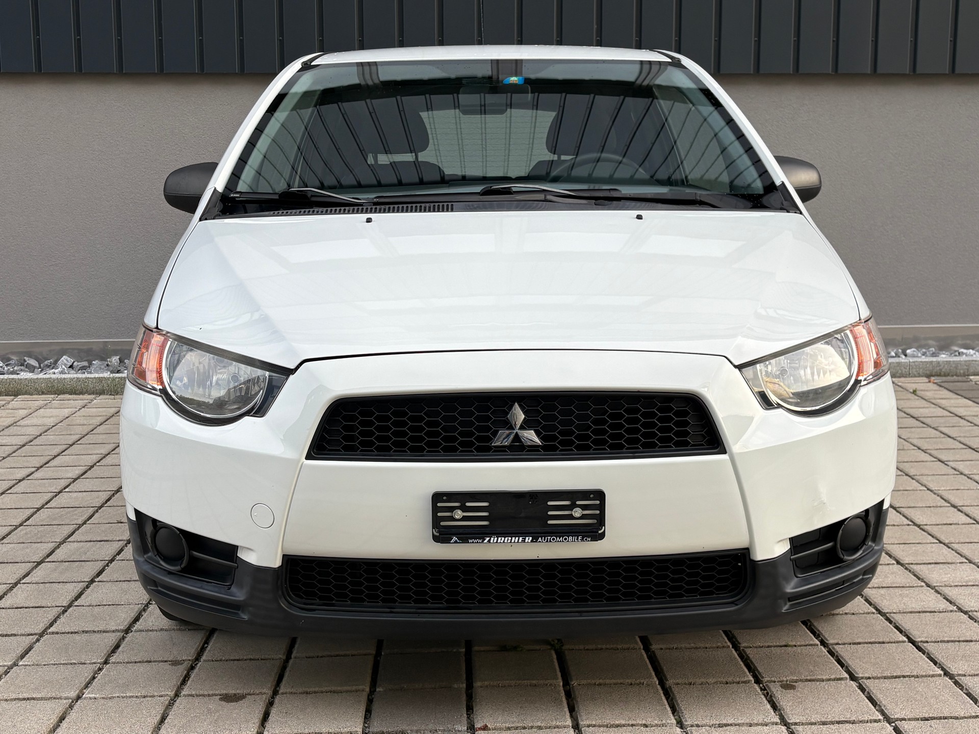 MITSUBISHI Colt 1.1 12V 35 Jubilé (Frisch ab MFK 09.26)-image-1