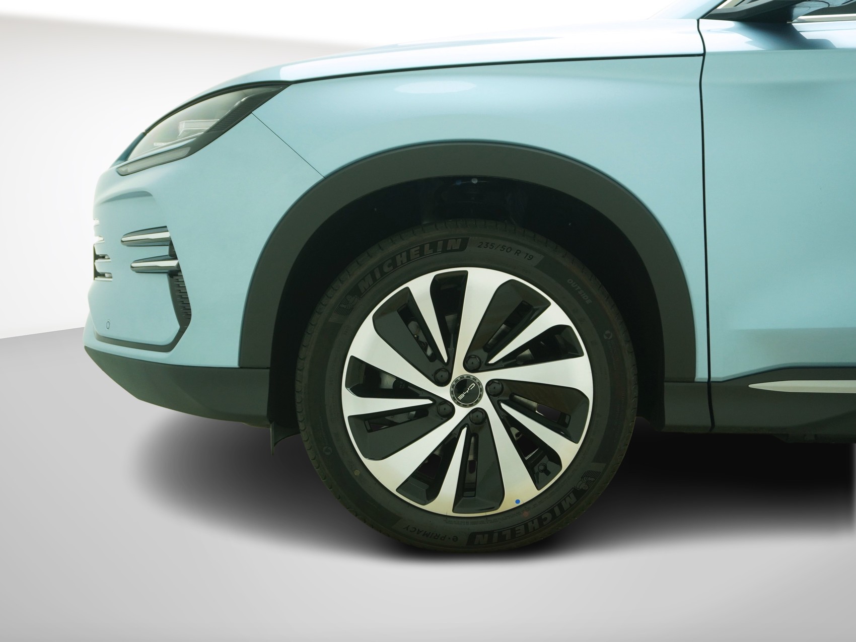 BYD Seal U DM-i Design AWD-image-8