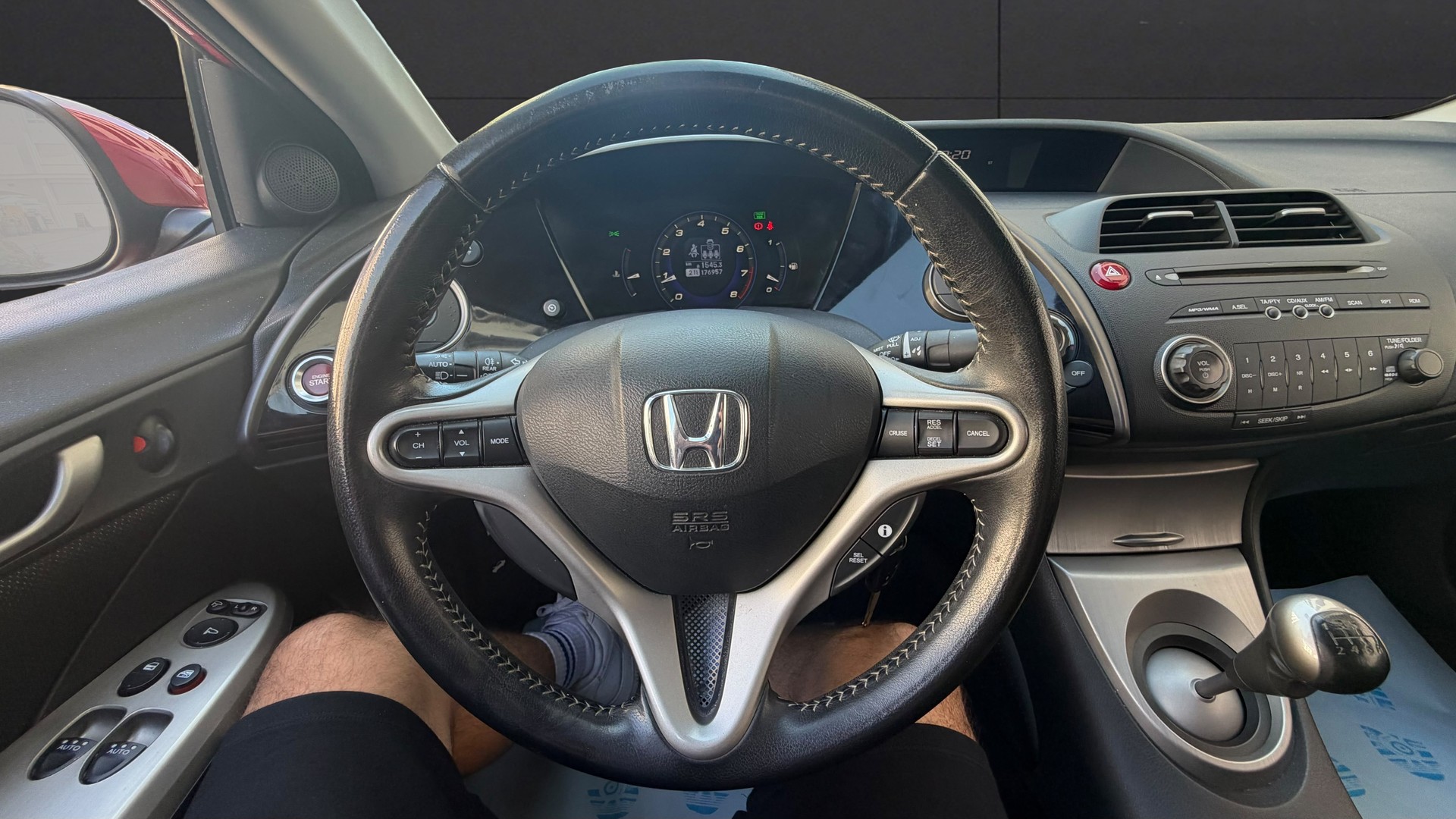 HONDA Civic 1.8i Type-S Plus-image-13