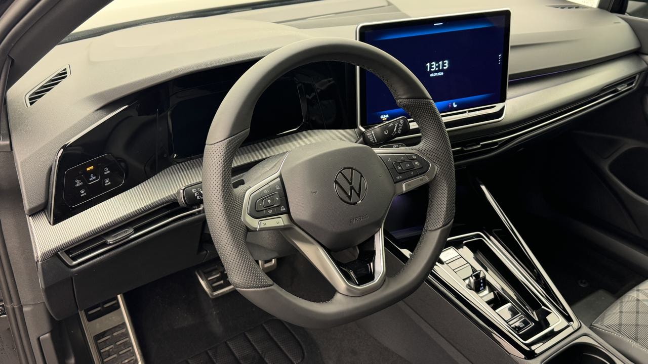 VW Golf 1.5 e TSI mHEV R-Line DSG-image-6
