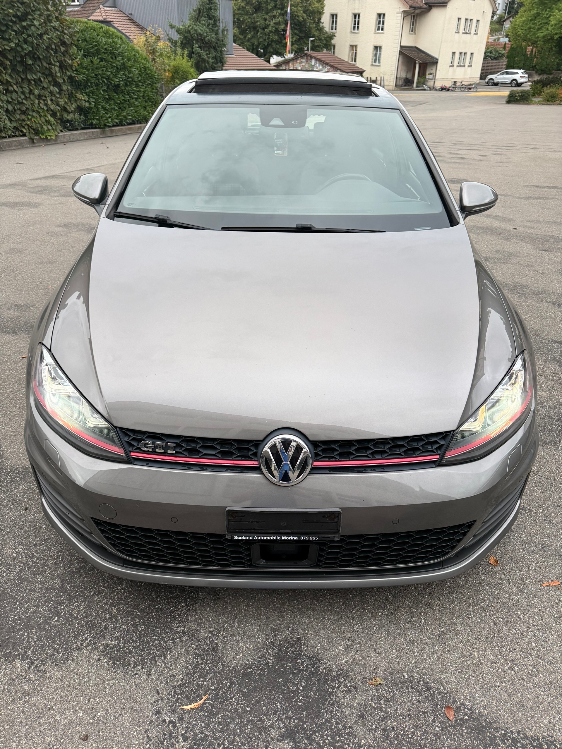 VW 2.0 TSI GTI DSG mit Panorama-Ausstell-/Schiebedach Rückfahkamera & Winterräder MFK 08/26-image-2