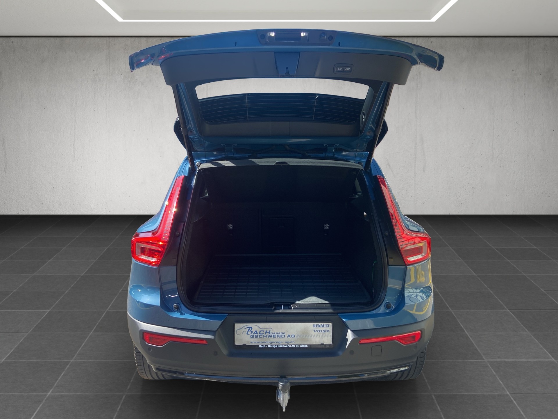 VOLVO XC40 B4 Benzin Mild Hybrid AWD Ultim. Dark DCT-image-12