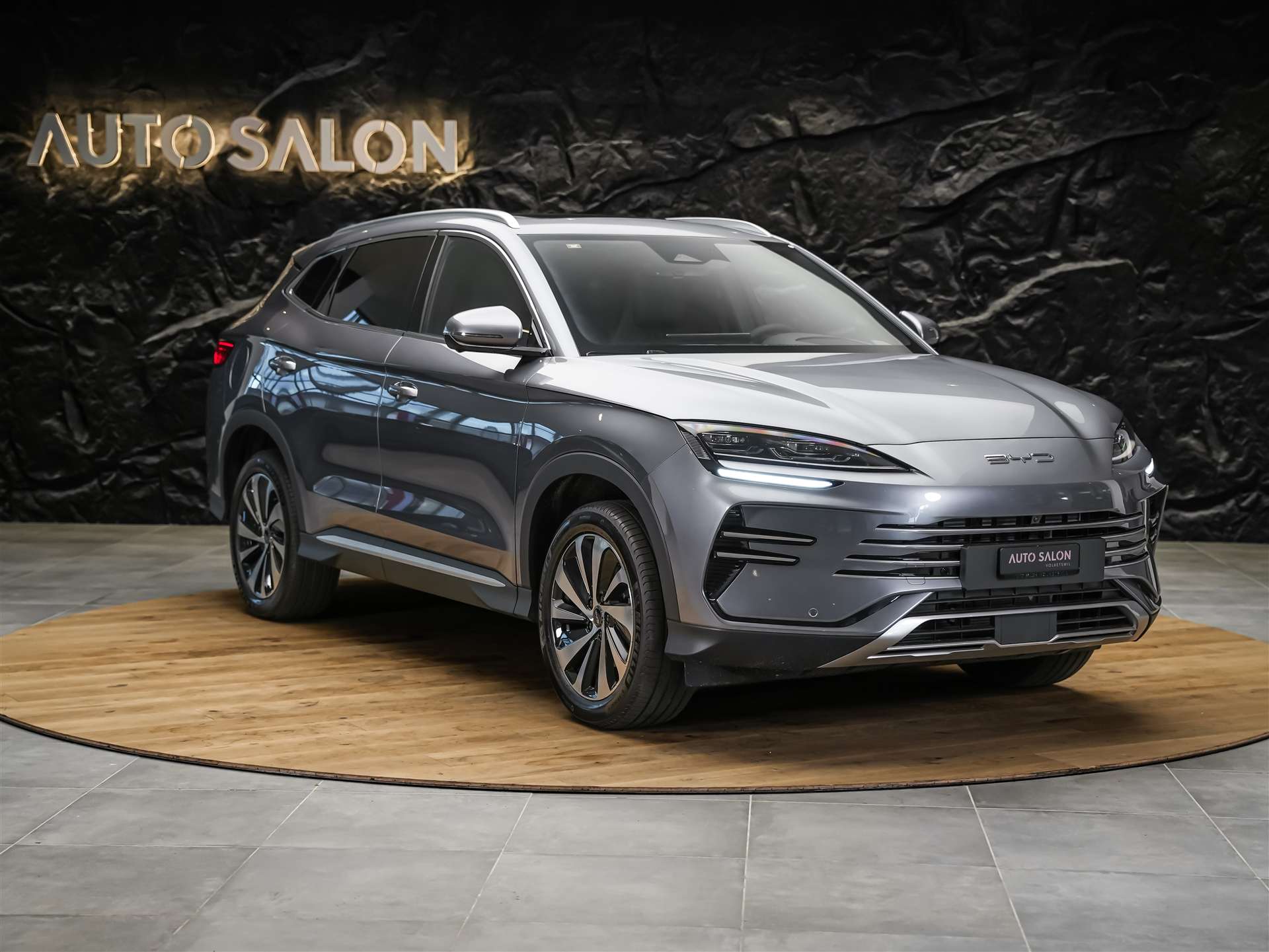 BYD Seal U DM-i Design AWD *SOFORT Verfügbar*Werksgarantie*Lenkradheizung*Sitzbelüftung*360° Kamera*-image-5