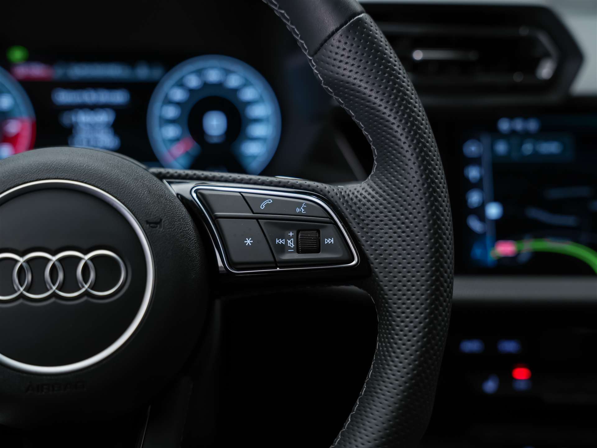 AUDI S3 Sportback TFSI quattro S-tronic*19"Felgen*Werksgarantie*Matrix-LED*Assistenten*-image-29