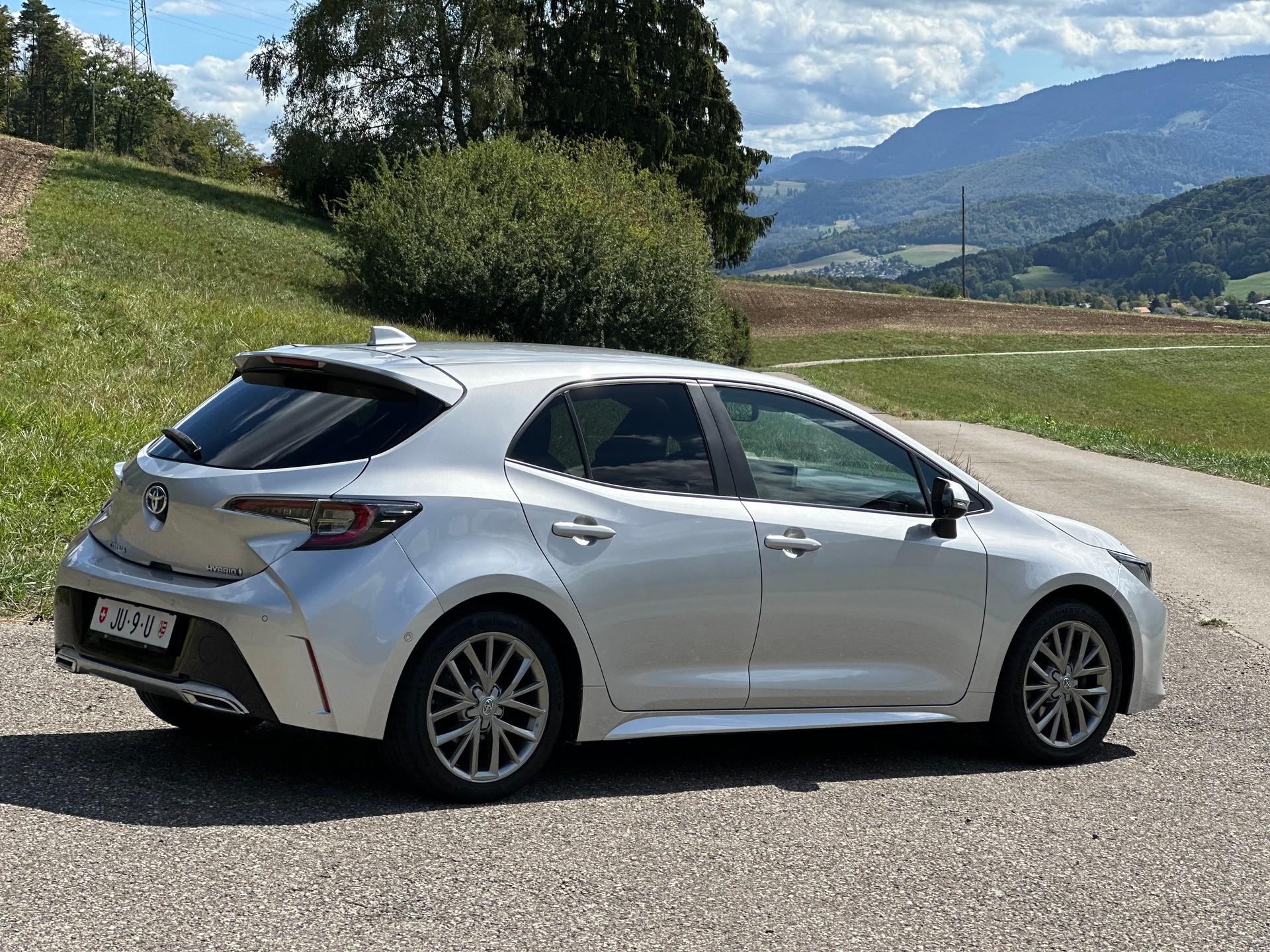 TOYOTA 2.0 HSD Style-image-8