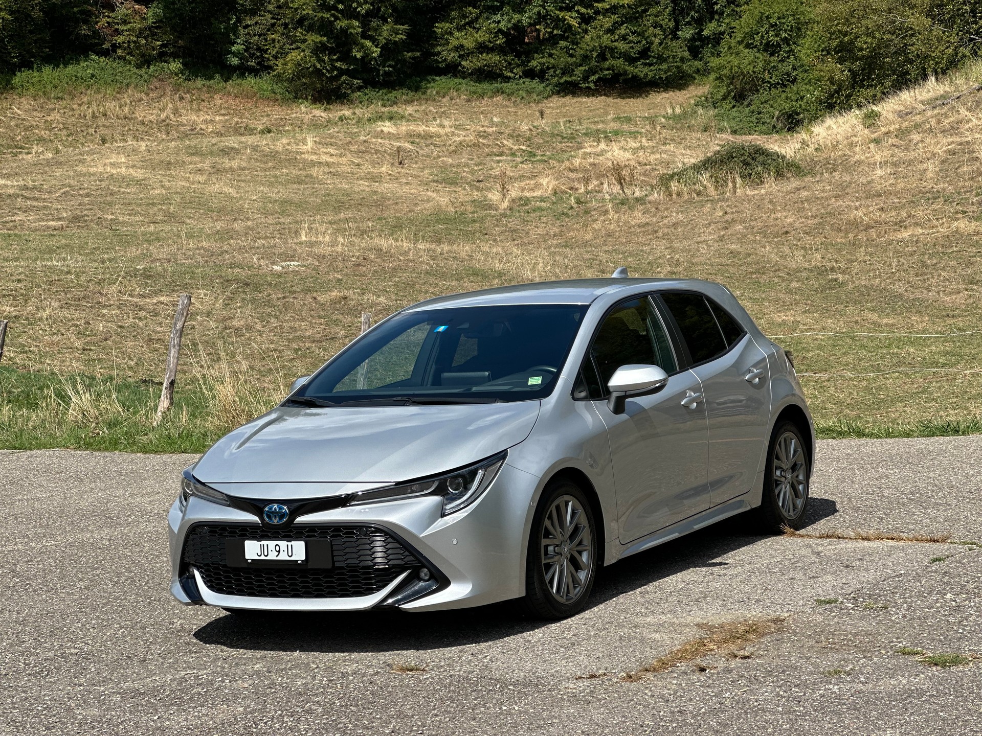 TOYOTA 2.0 HSD Style-image-12
