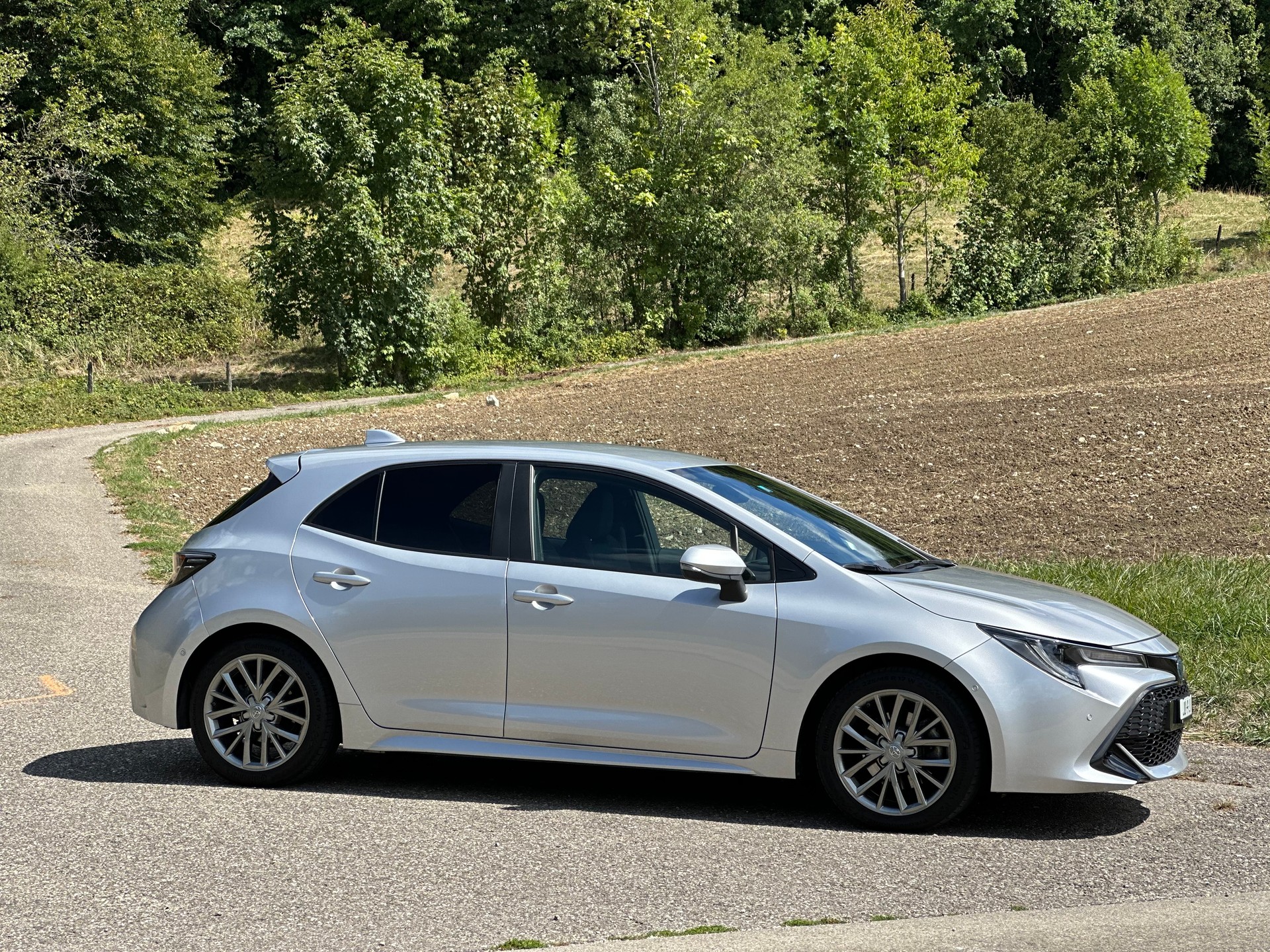 TOYOTA 2.0 HSD Style-image-9
