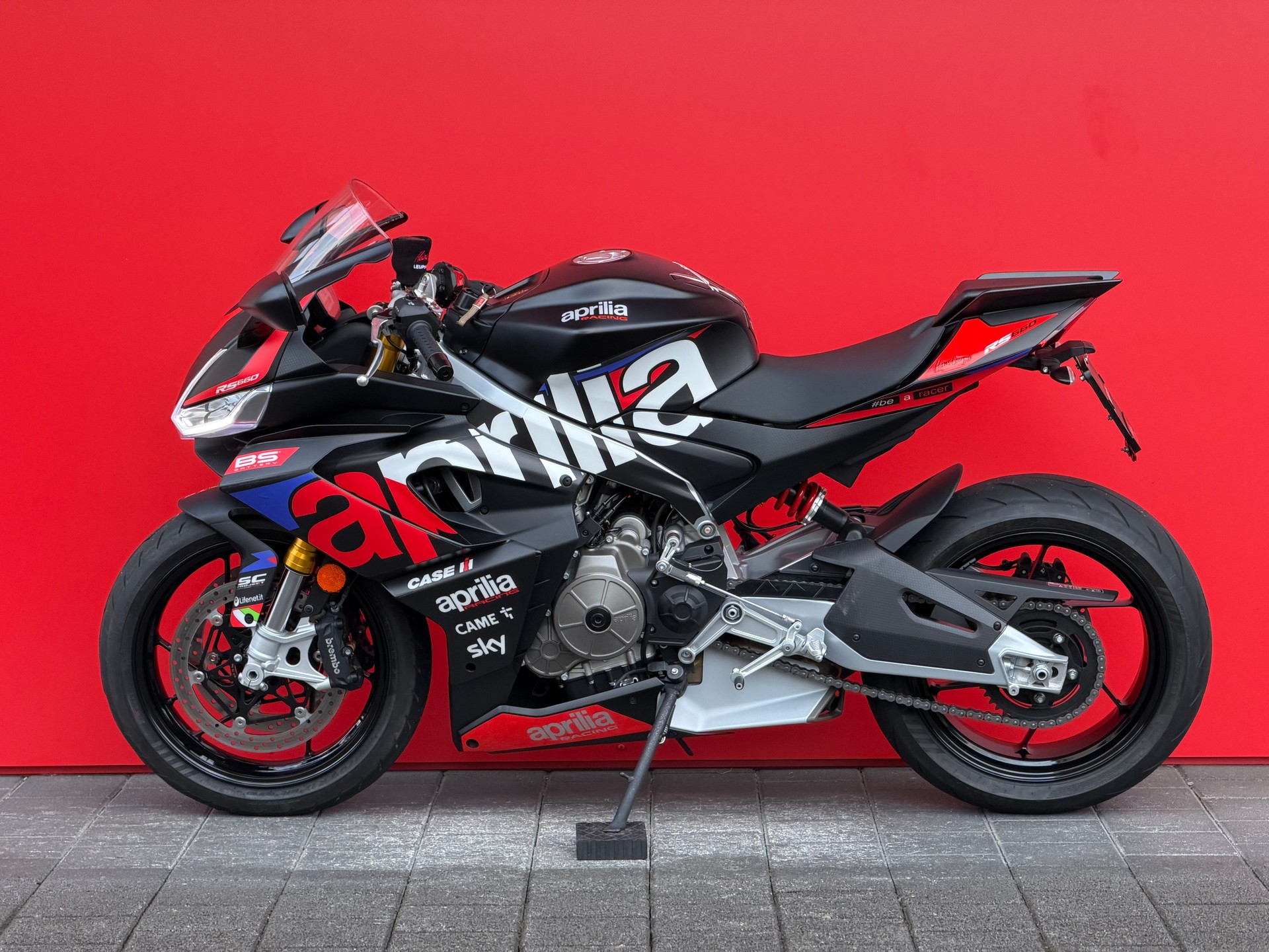 APRILIA RS 660 GP REPLICA (100PS)-showroom-element-3