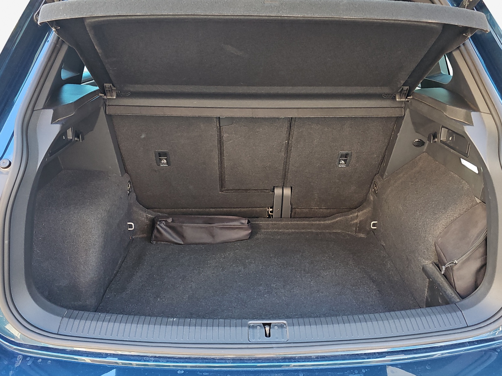 VW Tiguan 2.0 TDI SCR R-Line 4Motion DSG-image-12