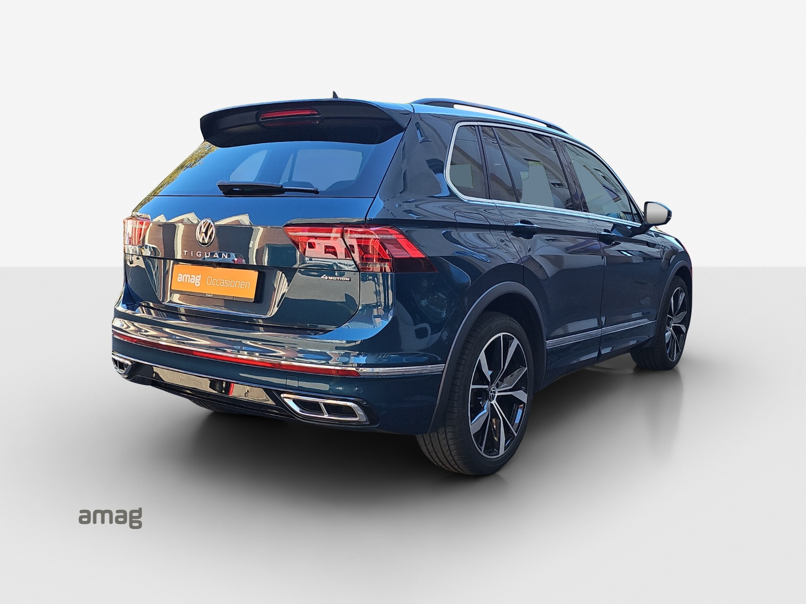 VW Tiguan 2.0 TDI SCR R-Line 4Motion DSG-image-4