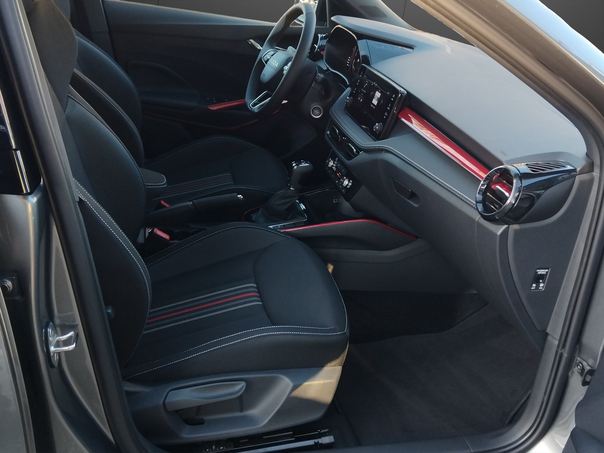 SKODA Fabia 1.5 TSI Monte Carlo DSG-image-13
