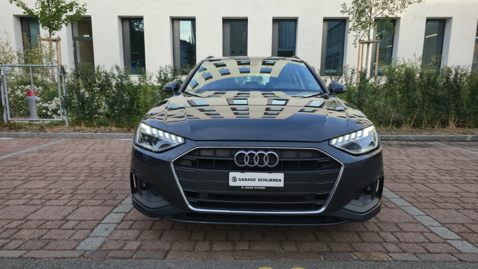 AUDI A4 Avant 35 TDI S-tronic| Ab MFK| Frisch ab Service| Rückfahrt Kamera| Lane Assistent| Totwinkel Assistent| Top Gepflegt-image-2