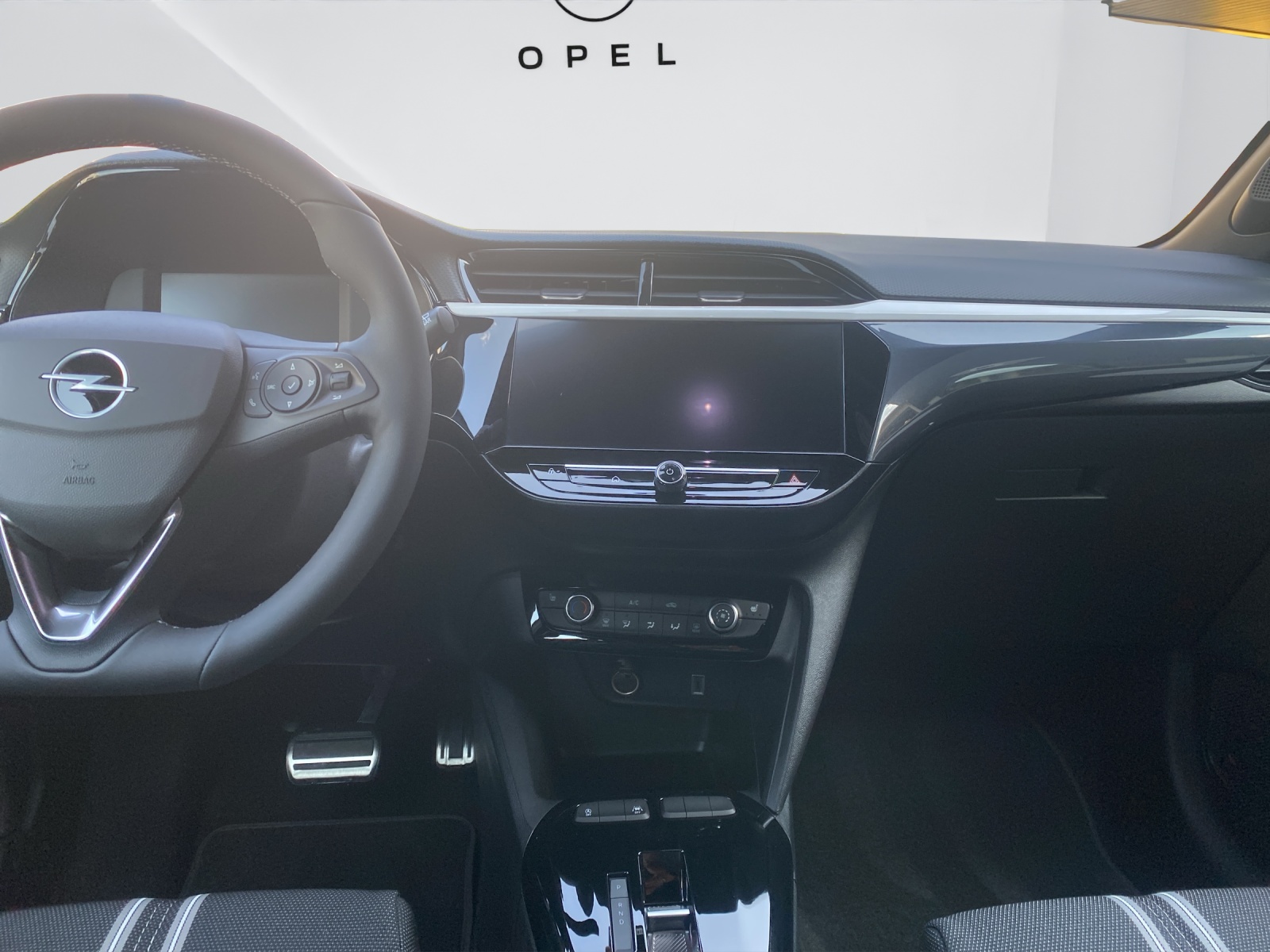 OPEL Corsa 1.2 T Hybrid Viva-image-17