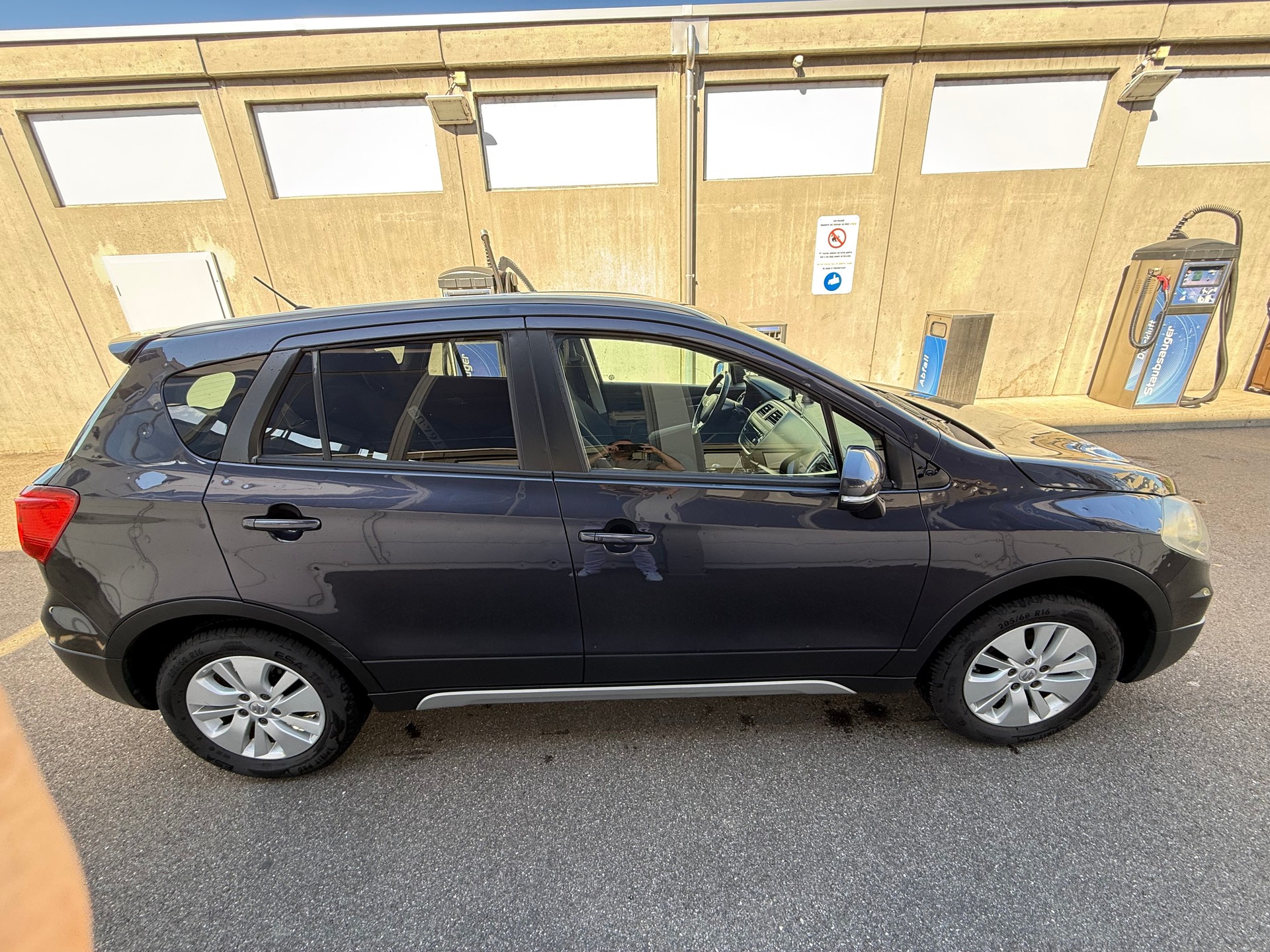 SUZUKI SX4 S-Cross 1.6 16V GL 4WD *Frisch ab MFK *Hagelschaden *Sitzheizung *Tempomat *Freisprechanlage *Abnehmbare AHK *Start/Stop-image-2