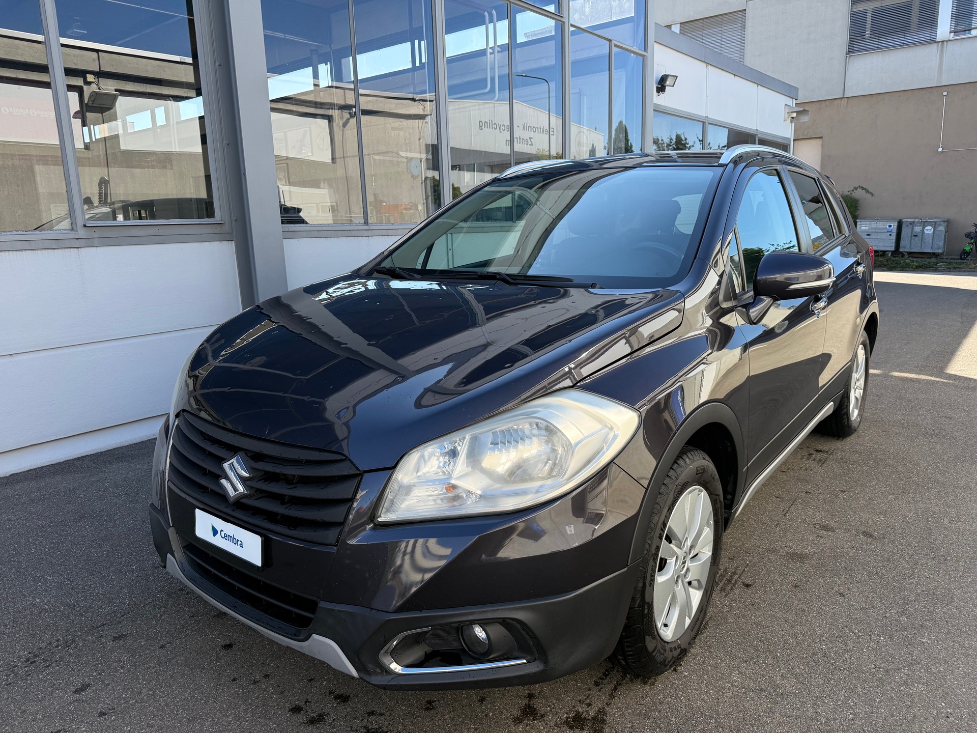 SUZUKI SX4 S-Cross 1.6 16V GL 4WD *Frisch ab MFK *Hagelschaden *Sitzheizung *Tempomat *Freisprechanlage *Abnehmbare AHK *Start/Stop-image-0