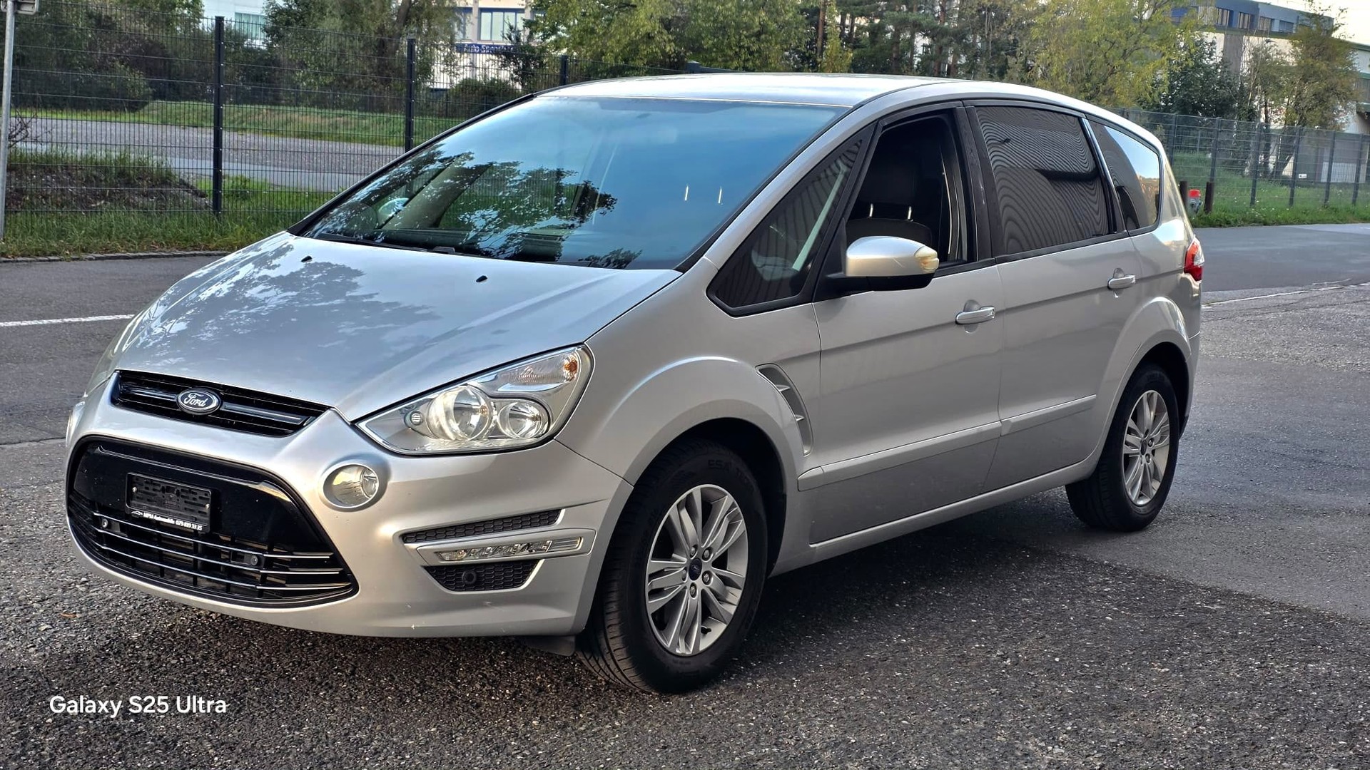 FORD S-Max 1.6 SCTi KNIE-Edition-image-2
