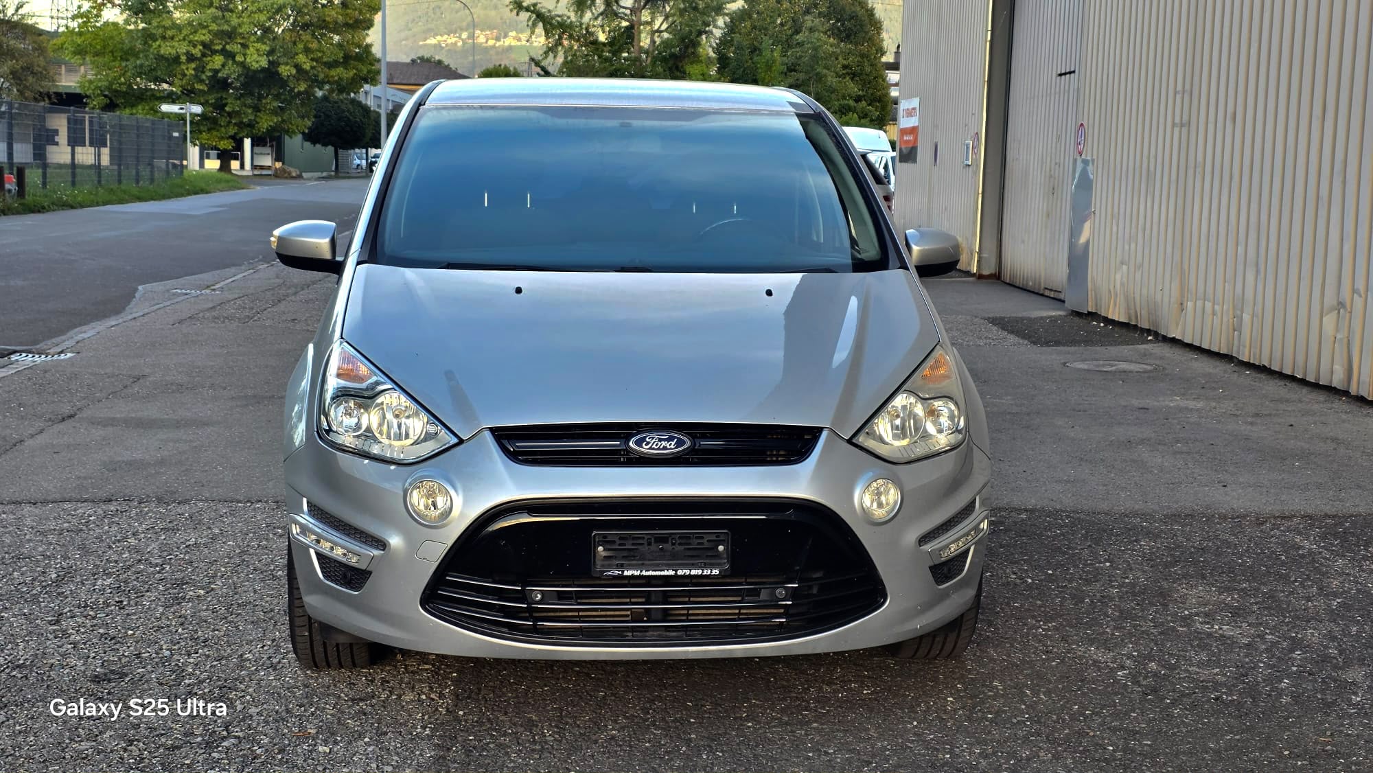 Car photo