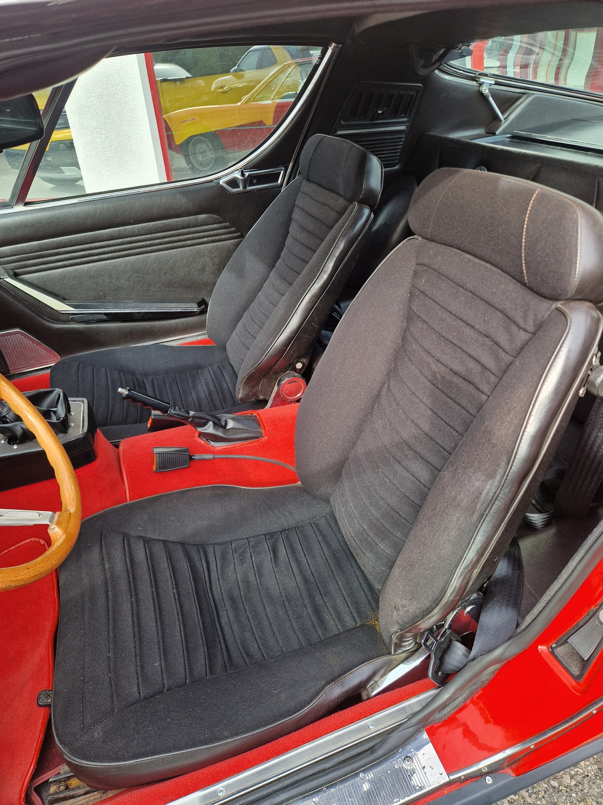 ALFA ROMEO MONTREAL-image-9
