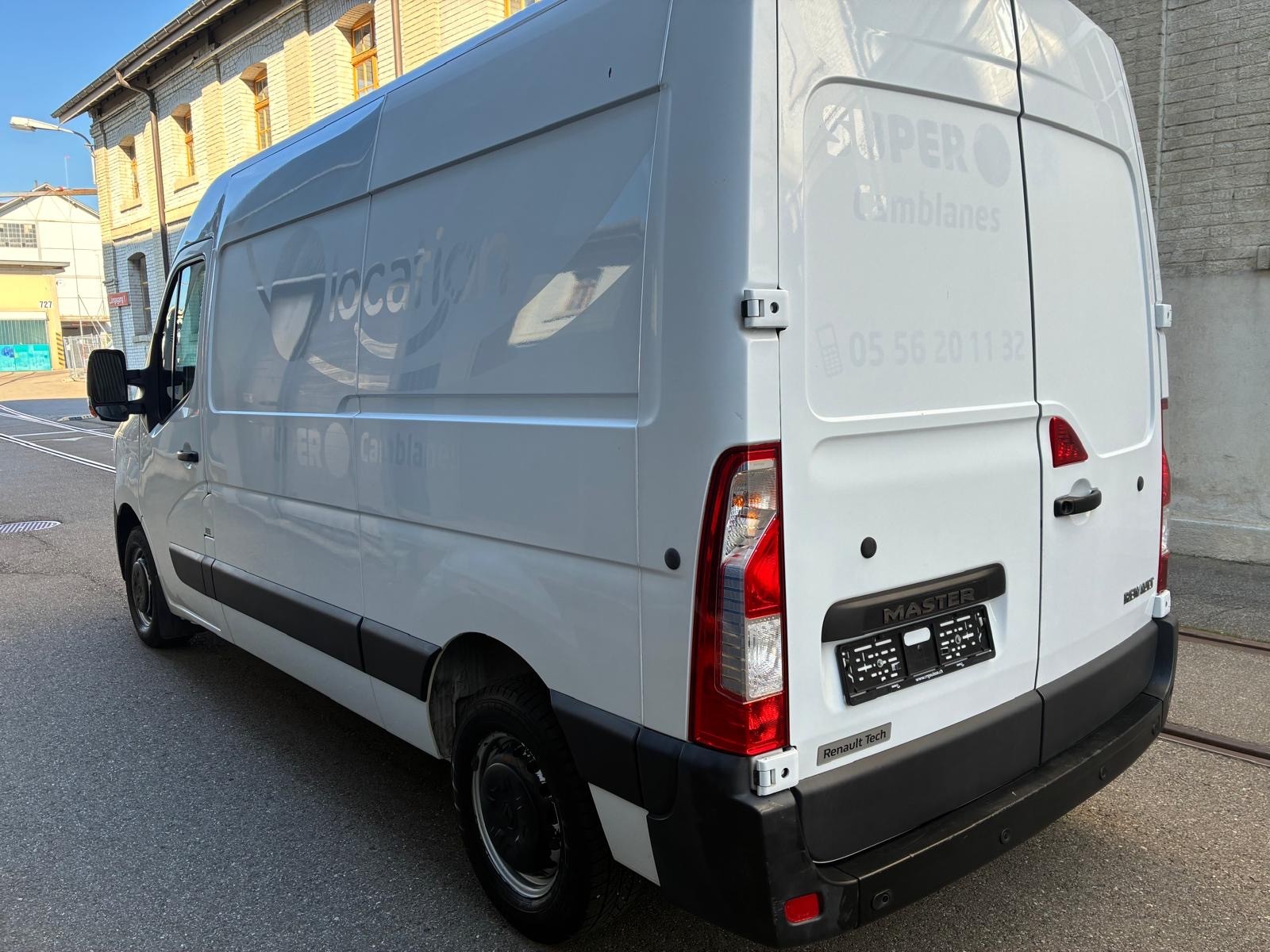 RENAULT Master T33 2.3dCi 135 L2H2-image-8