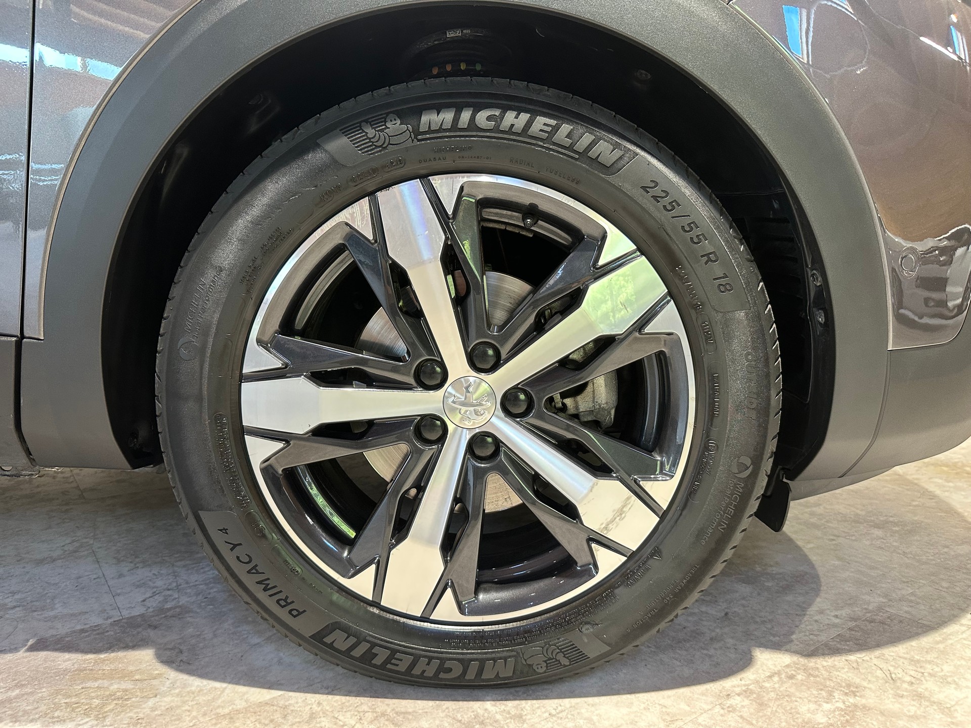 PEUGEOT 3008 1.5 BlueHDi GT Line EAT/Vollausstattung/8 x Aluräder/1. Jahr Garantie-image-28