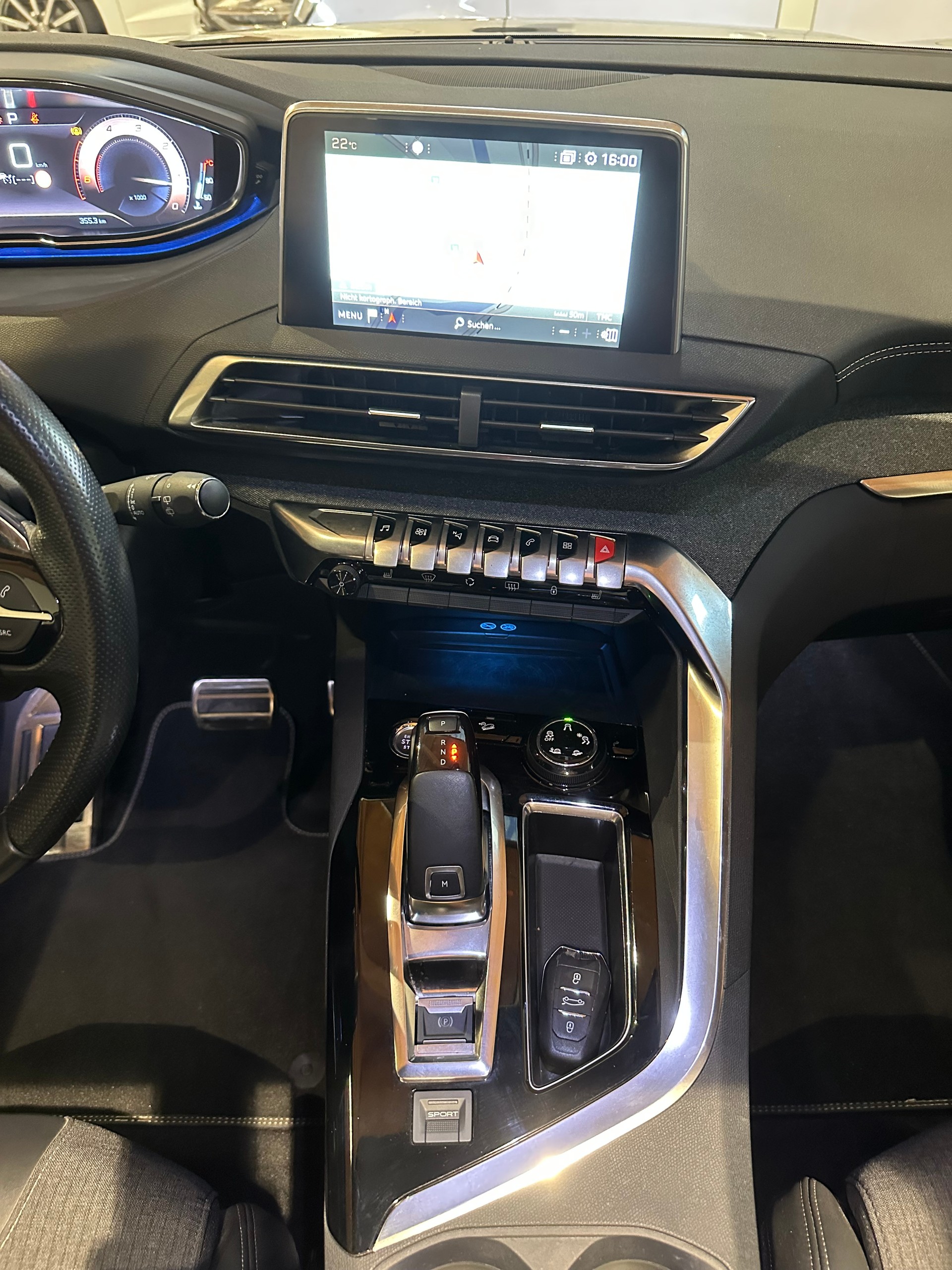 PEUGEOT 3008 1.5 BlueHDi GT Line EAT/Vollausstattung/8 x Aluräder/1. Jahr Garantie-image-18
