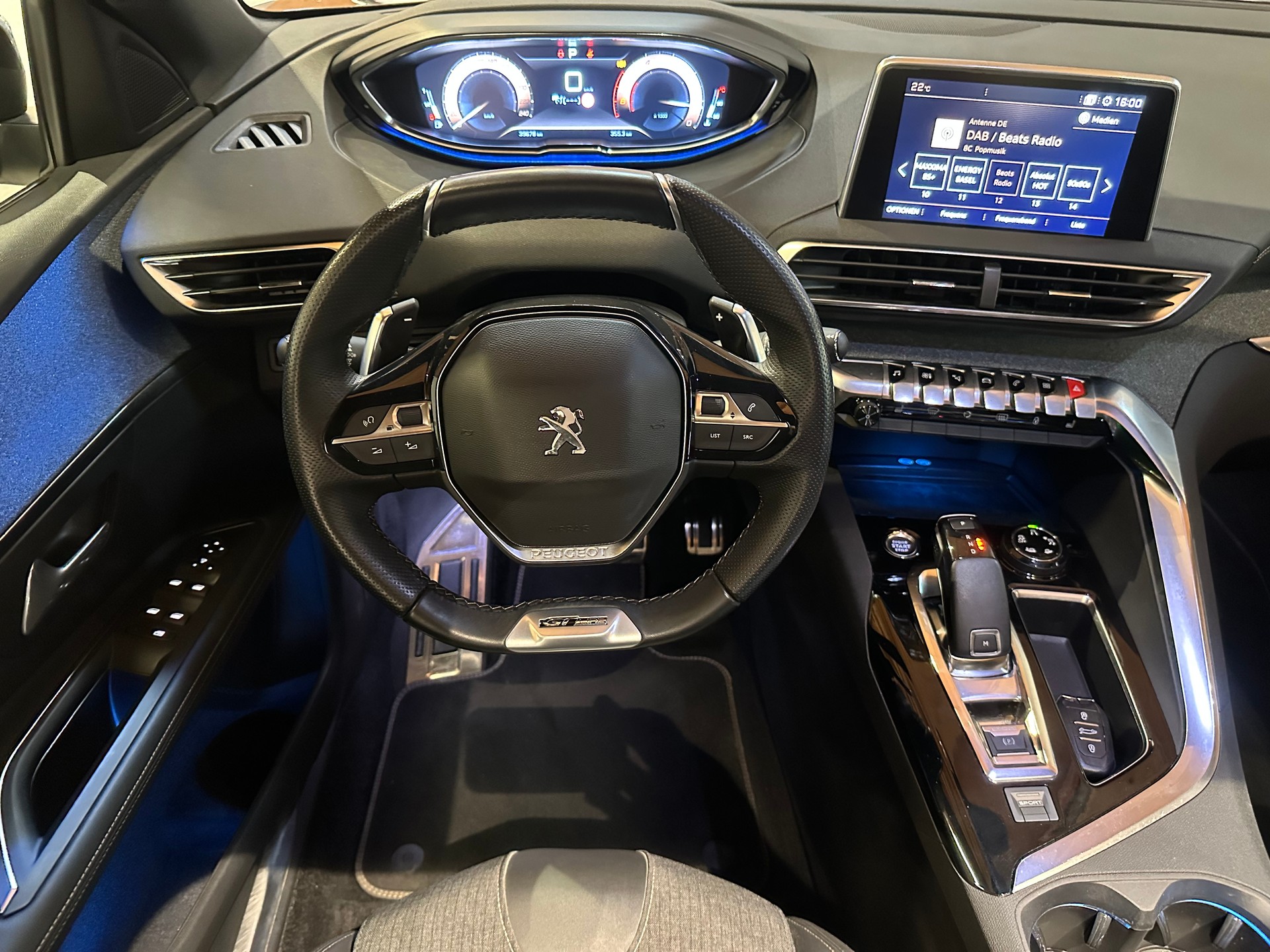 PEUGEOT 3008 1.5 BlueHDi GT Line EAT/Vollausstattung/8 x Aluräder/1. Jahr Garantie-image-17
