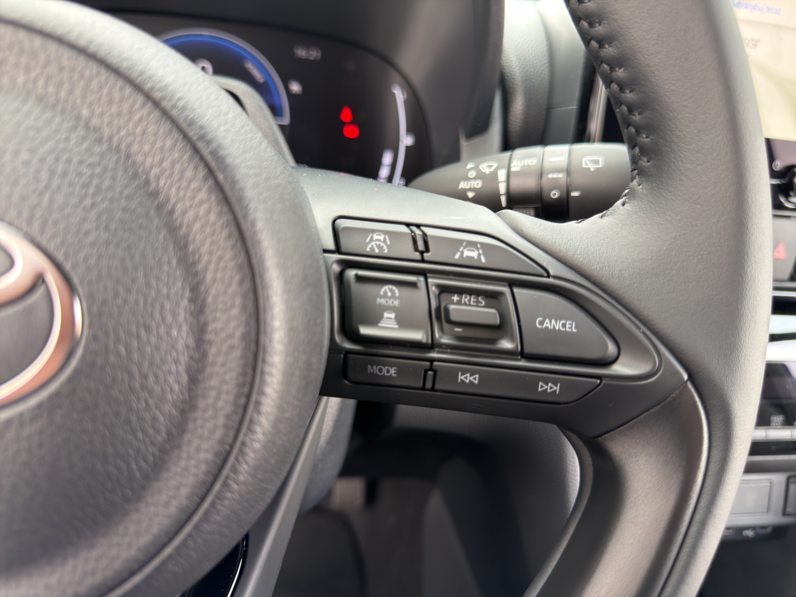TOYOTA Yaris Cross 1.5 Style 4x2 Hybrid-image-22