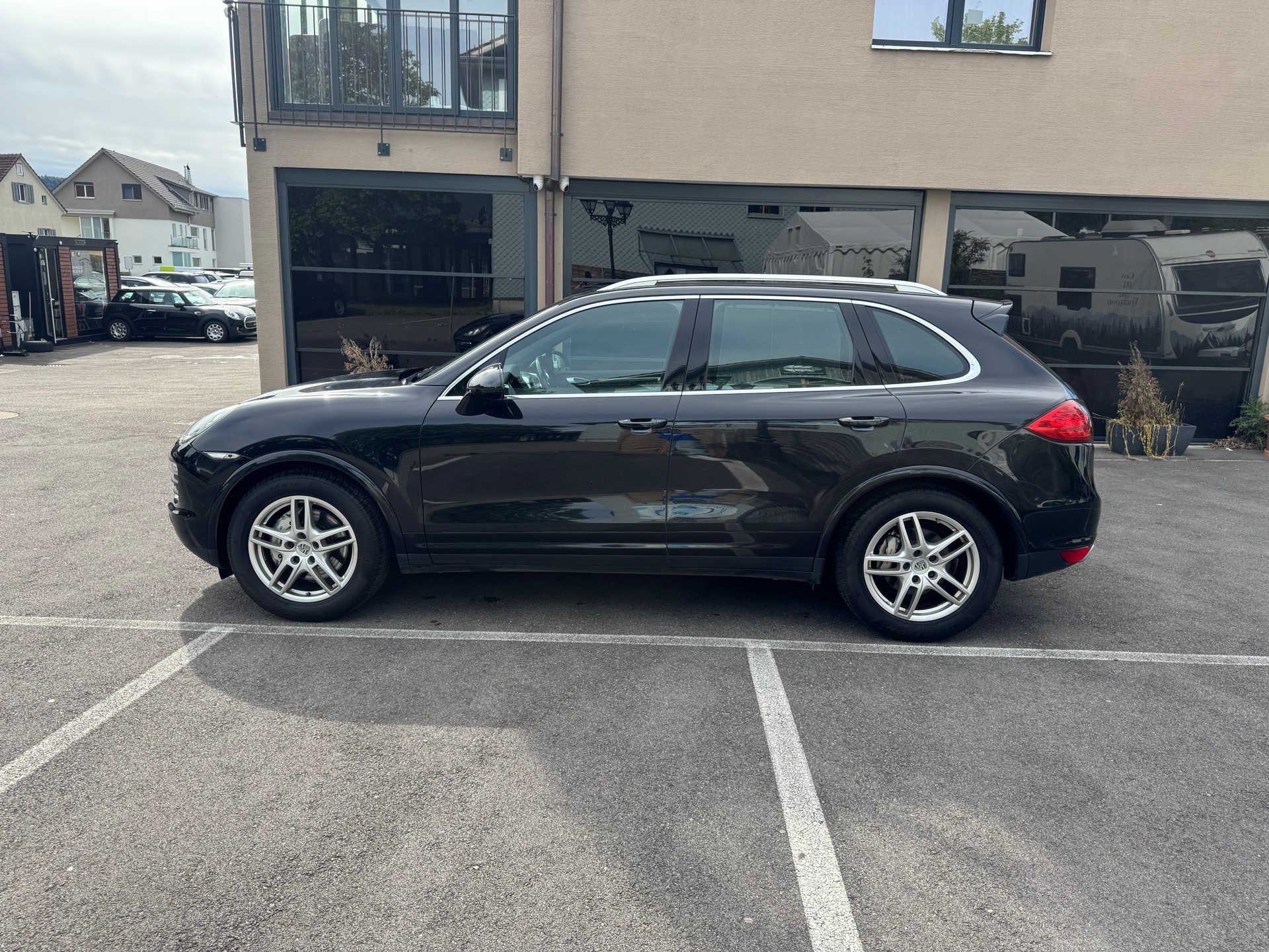 PORSCHE Cayenne S-image-4