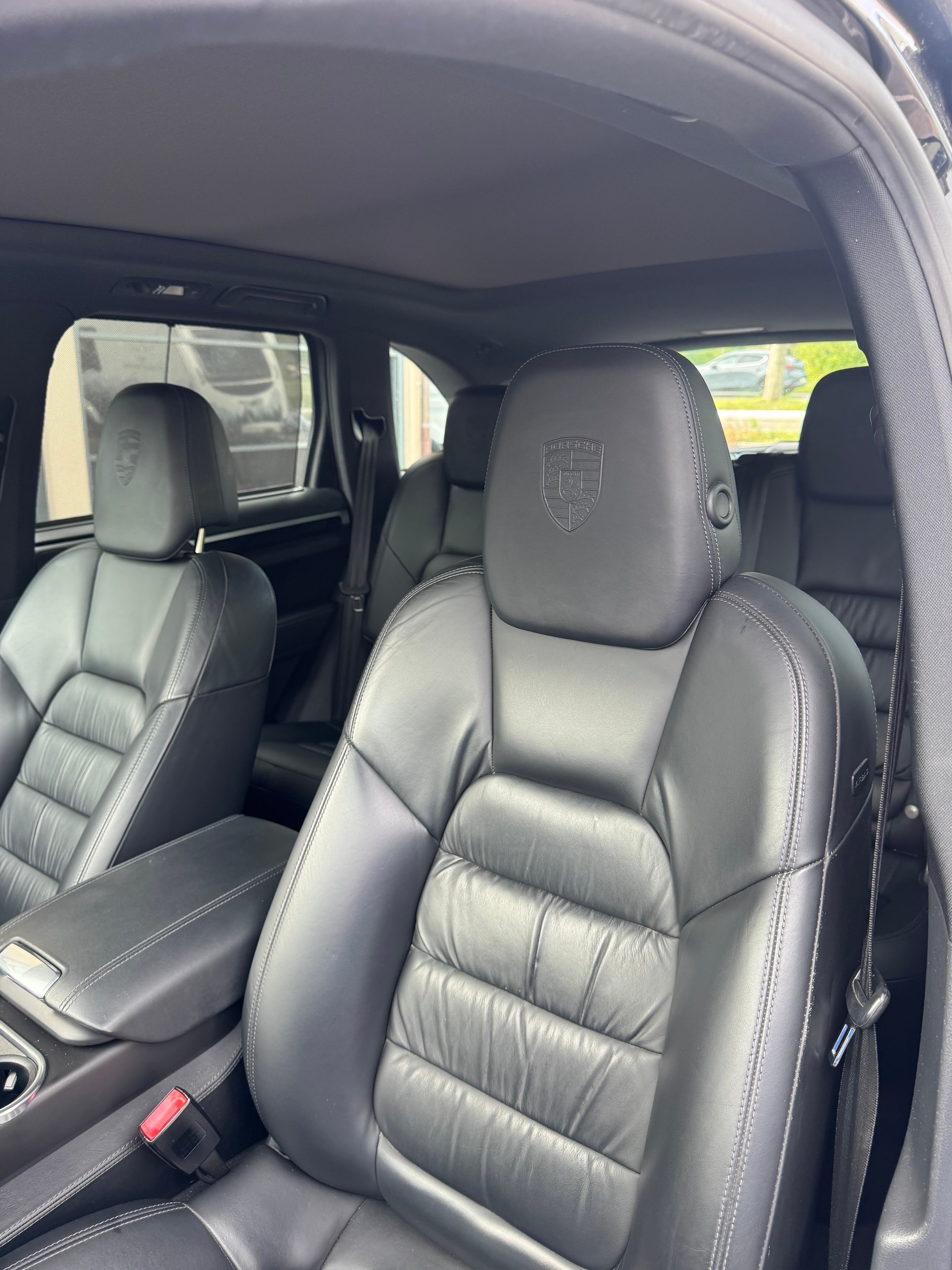 PORSCHE Cayenne S-image-14