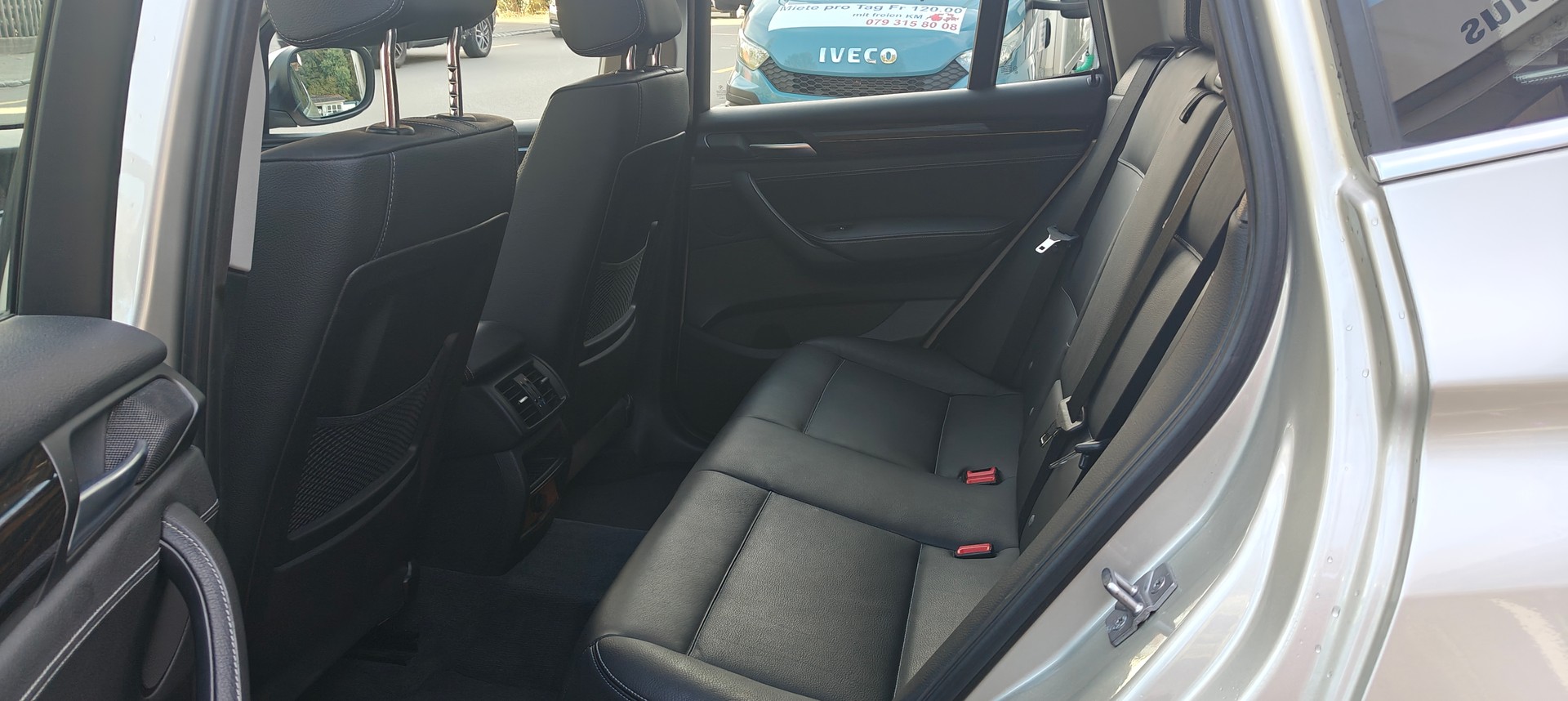 BMW X3 xDrive 20d Steptronic-image-13
