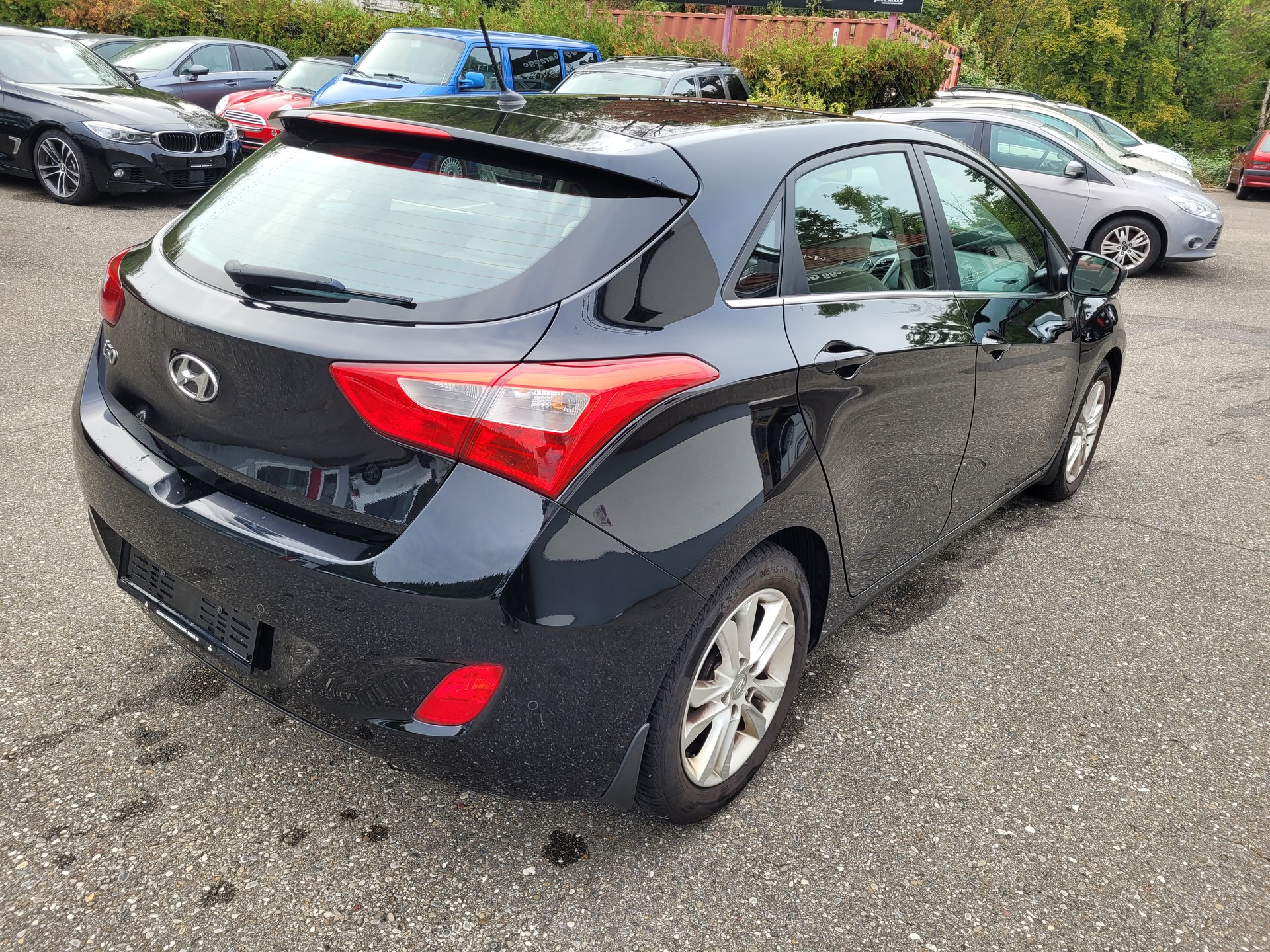 HYUNDAI i30 1.6 GDI Style Automatic-image-4