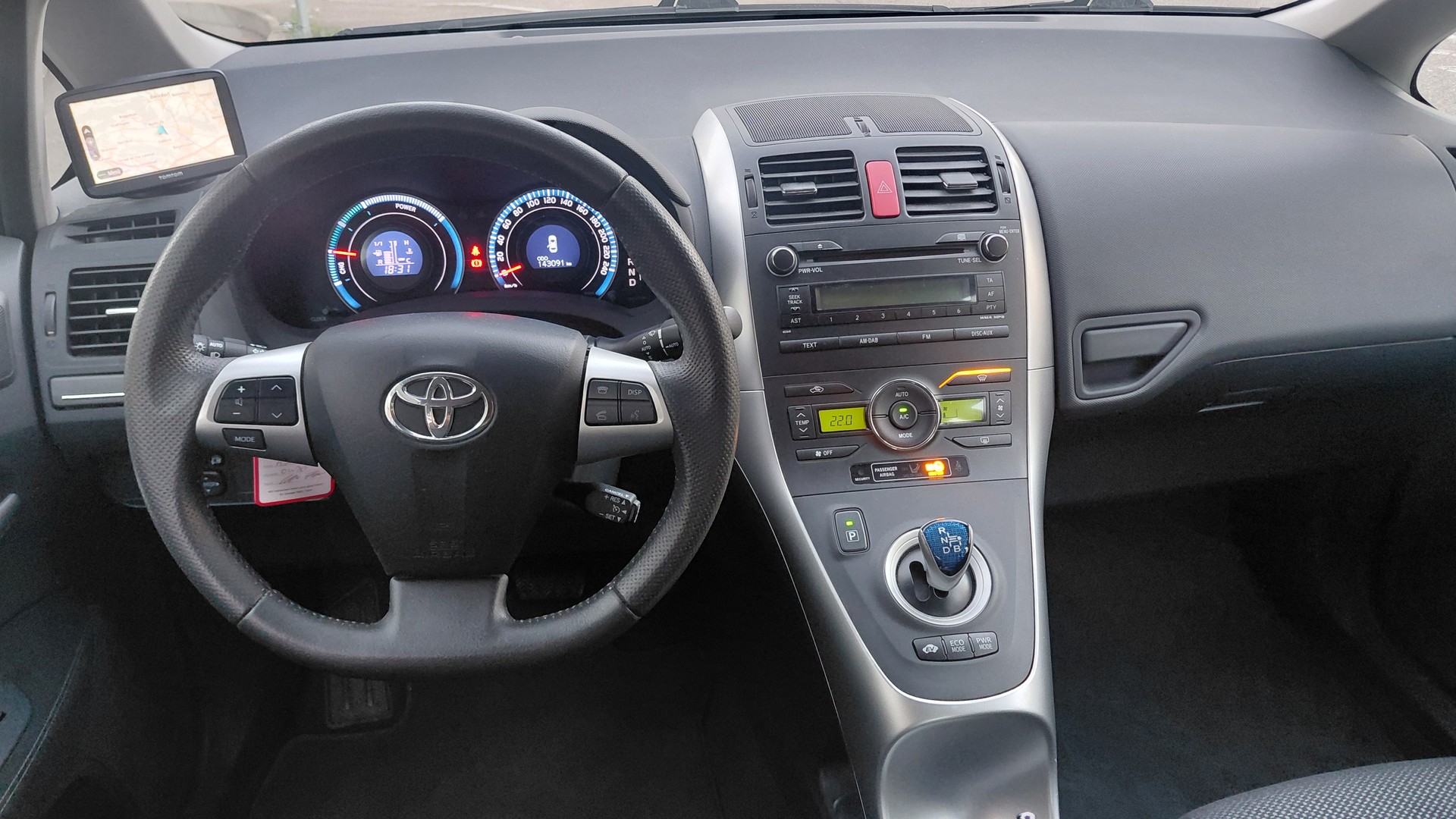 TOYOTA Auris 1.8 16V HSD Linea Sol-image-8