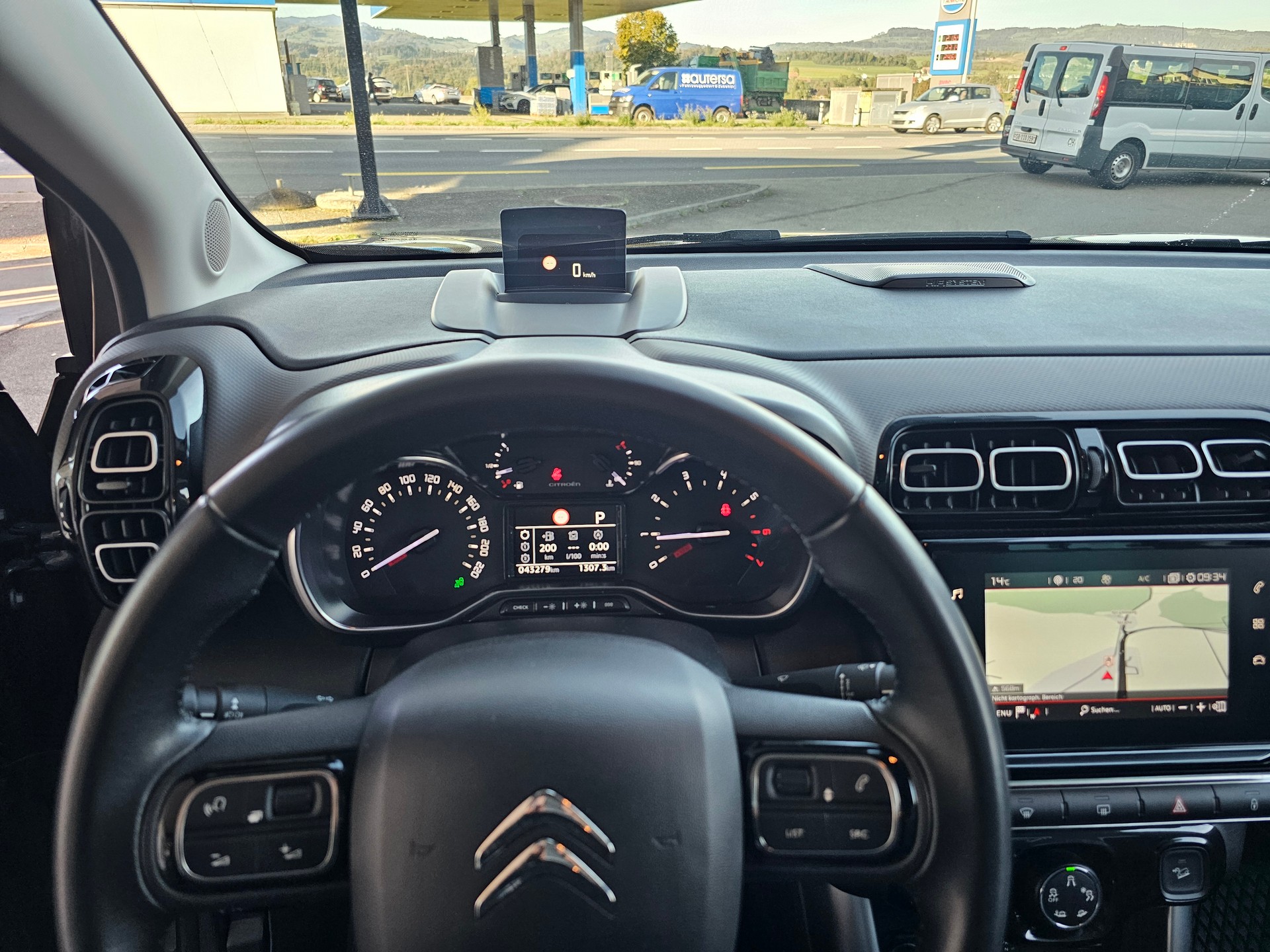CITROEN C3 Aircross 1.2i PureTech Rip Curl EAT-image-13