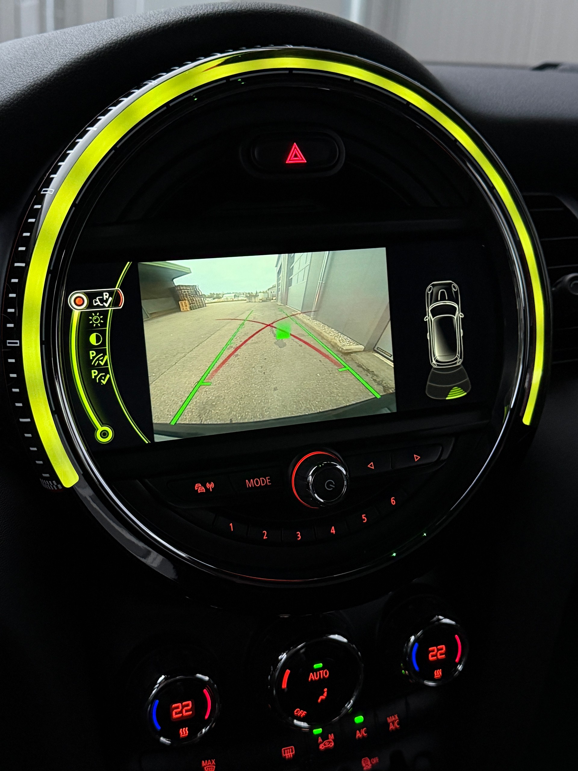 MINI Cooper John Cooper Works-image-14