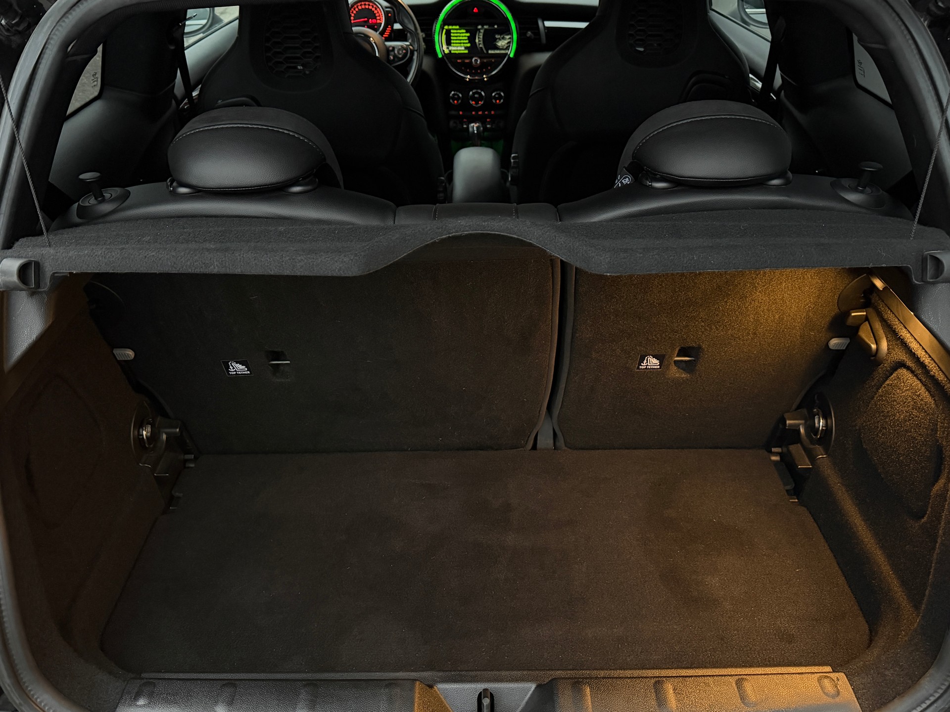 MINI Cooper John Cooper Works-image-13